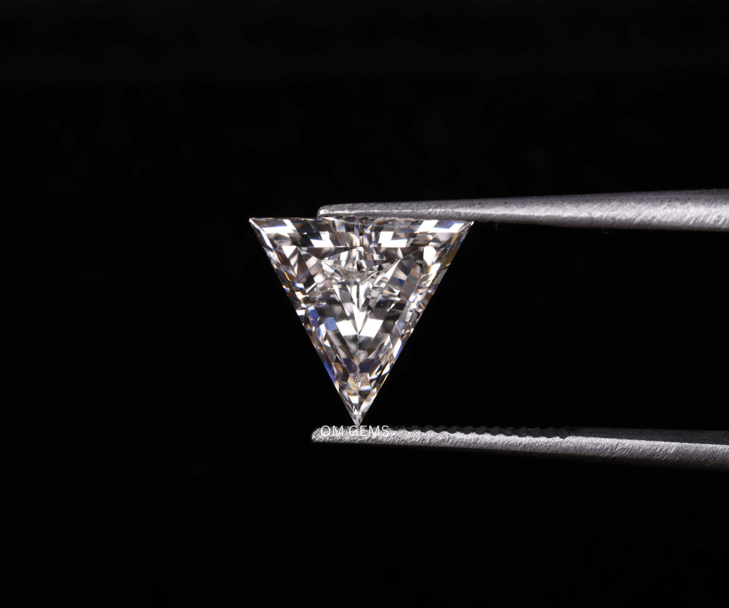 Lab Grown Triangle Cut Diamond With VS/VVS Clarity