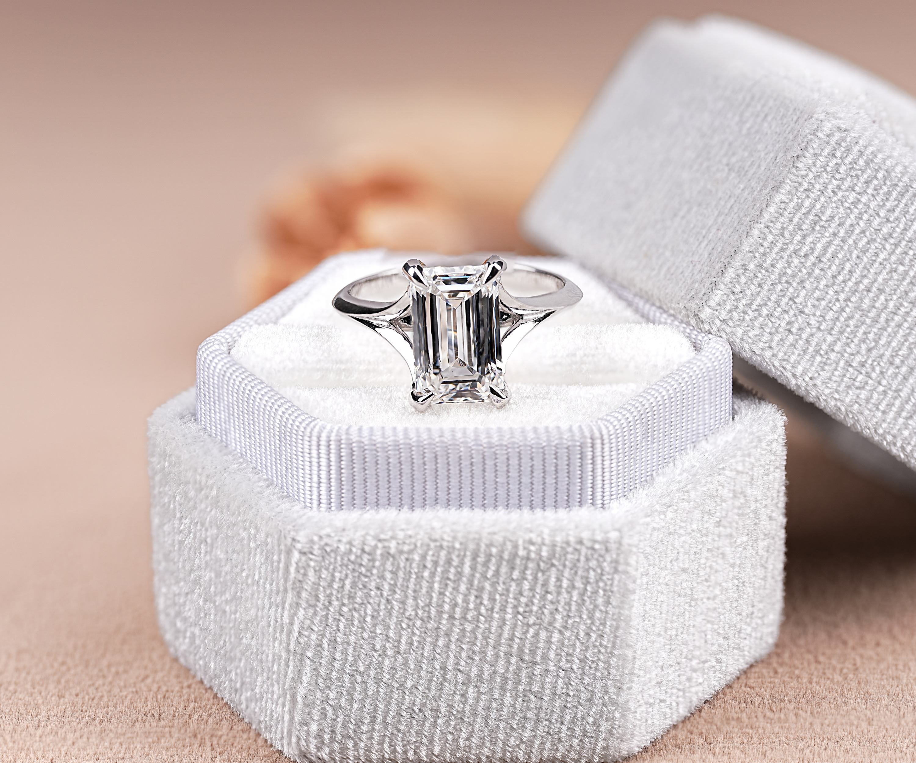 Diamond ring
