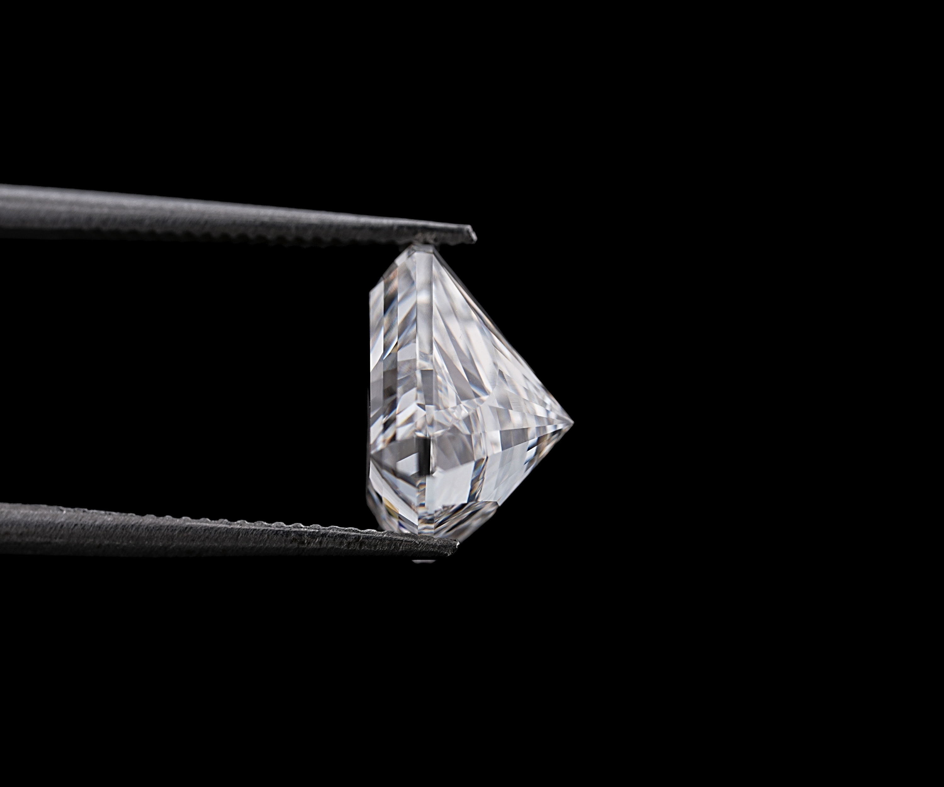 2.10 CT Lab Grown Trillion Cut Loose Diamond