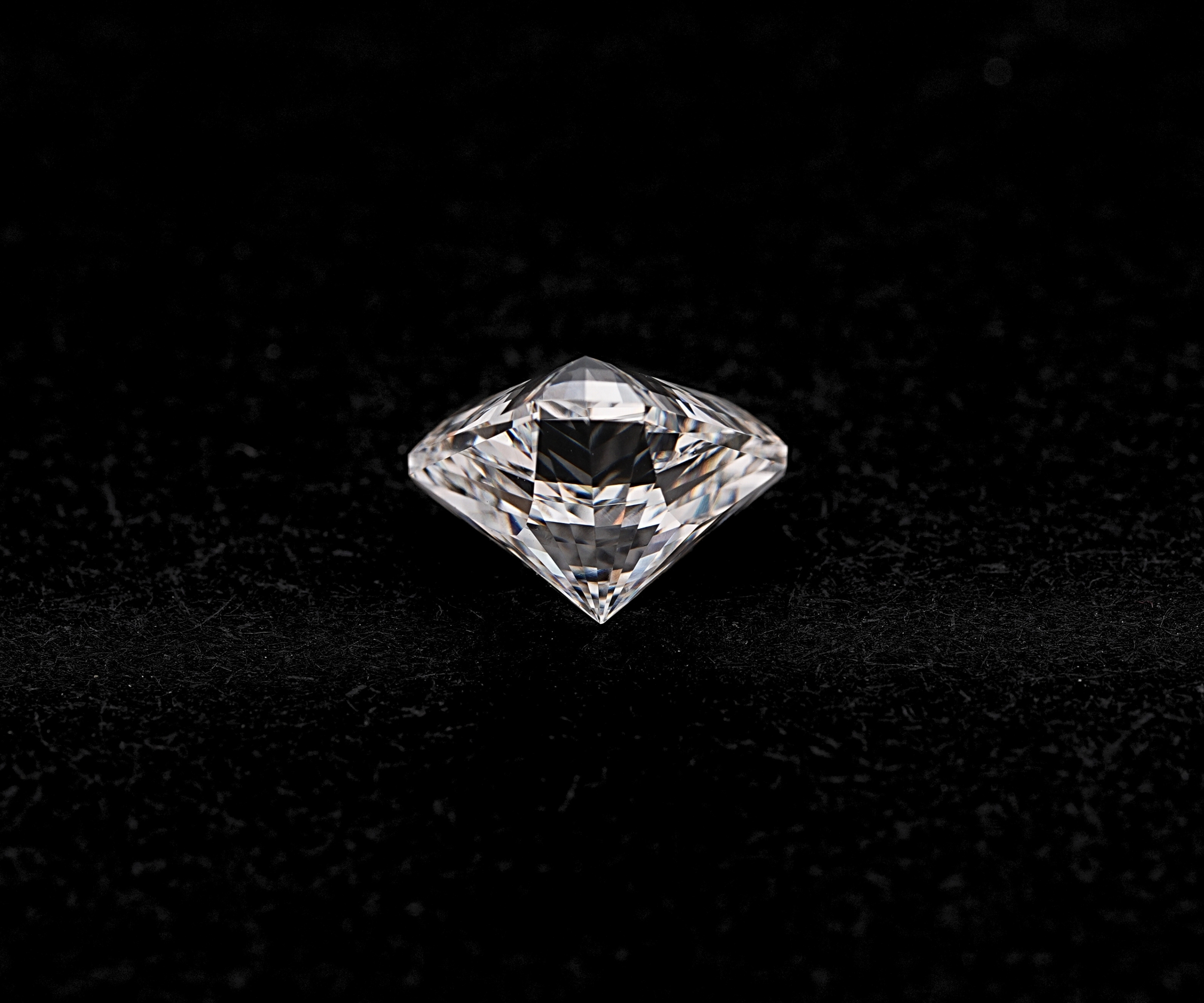 2.10 CT Lab Grown Trillion Cut Loose Diamond