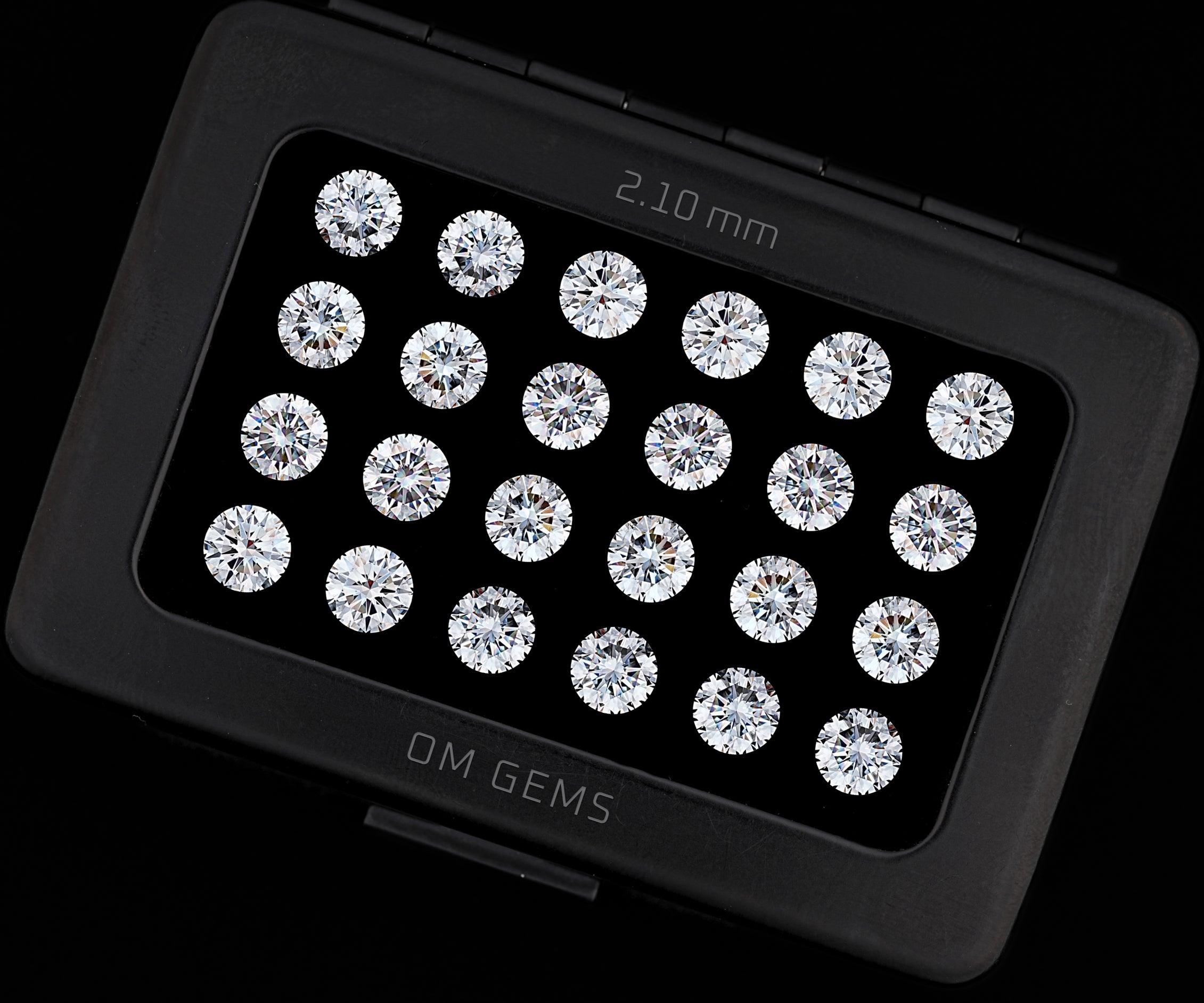 Round Lab Grown Melee Diamonds