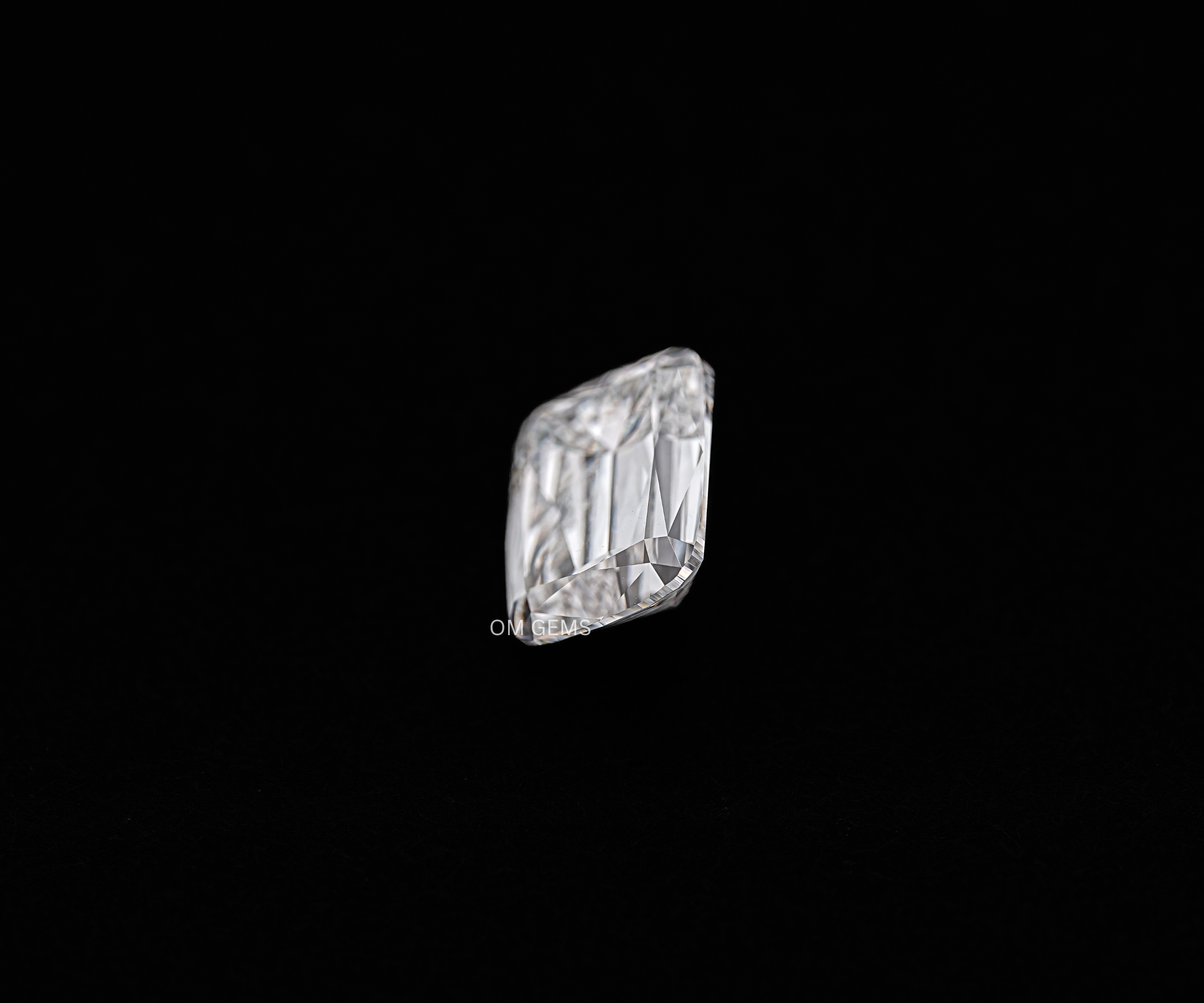 3.06 CT Criss Cut Lab Grown Diamond With VVS/VS Clarity