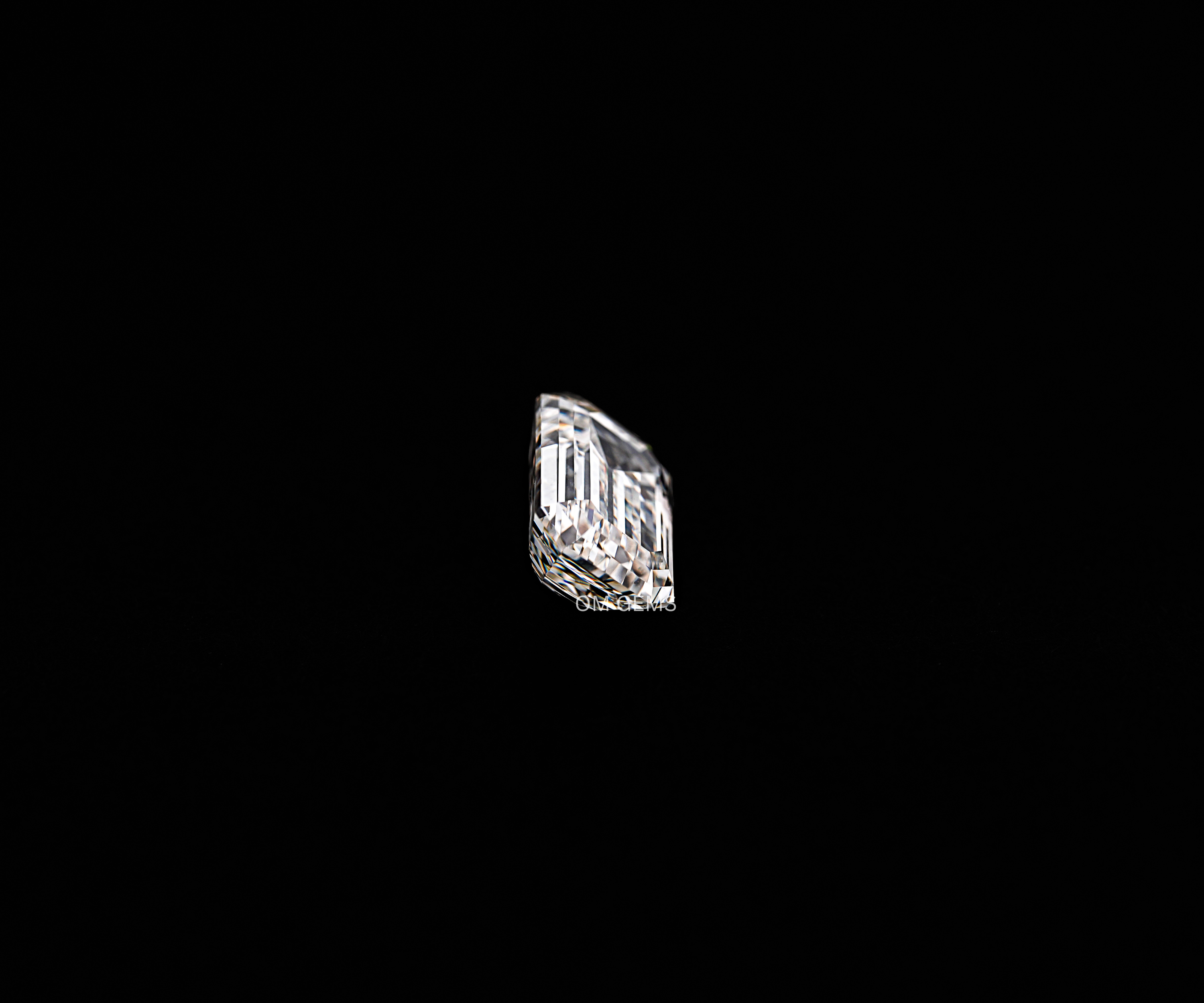 10.0 X 6.7 MM Emerald Cut Lab Grown Diamond