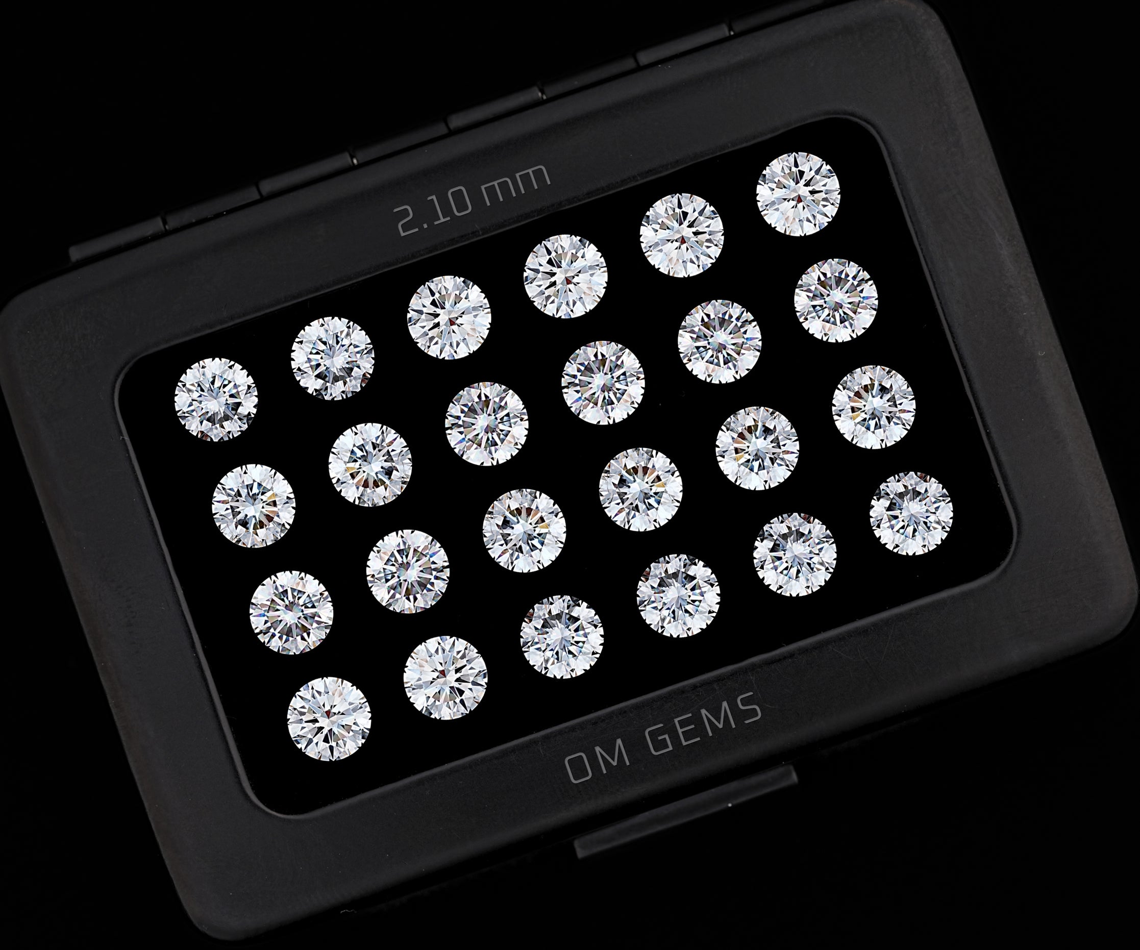 Round Lab Grown Melee Diamonds