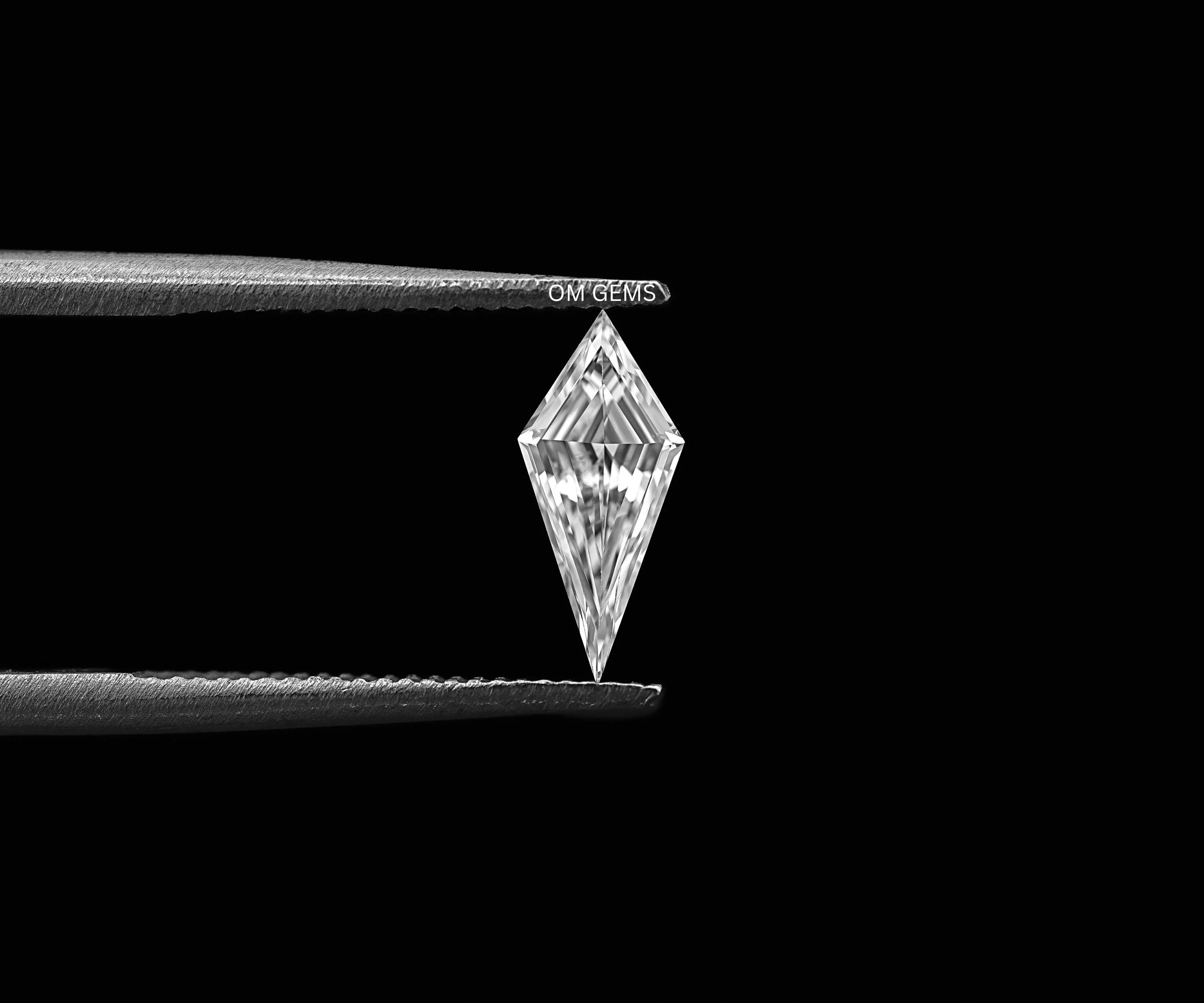 5.0 X 3.0 MM Kite Cut Melee Diamond