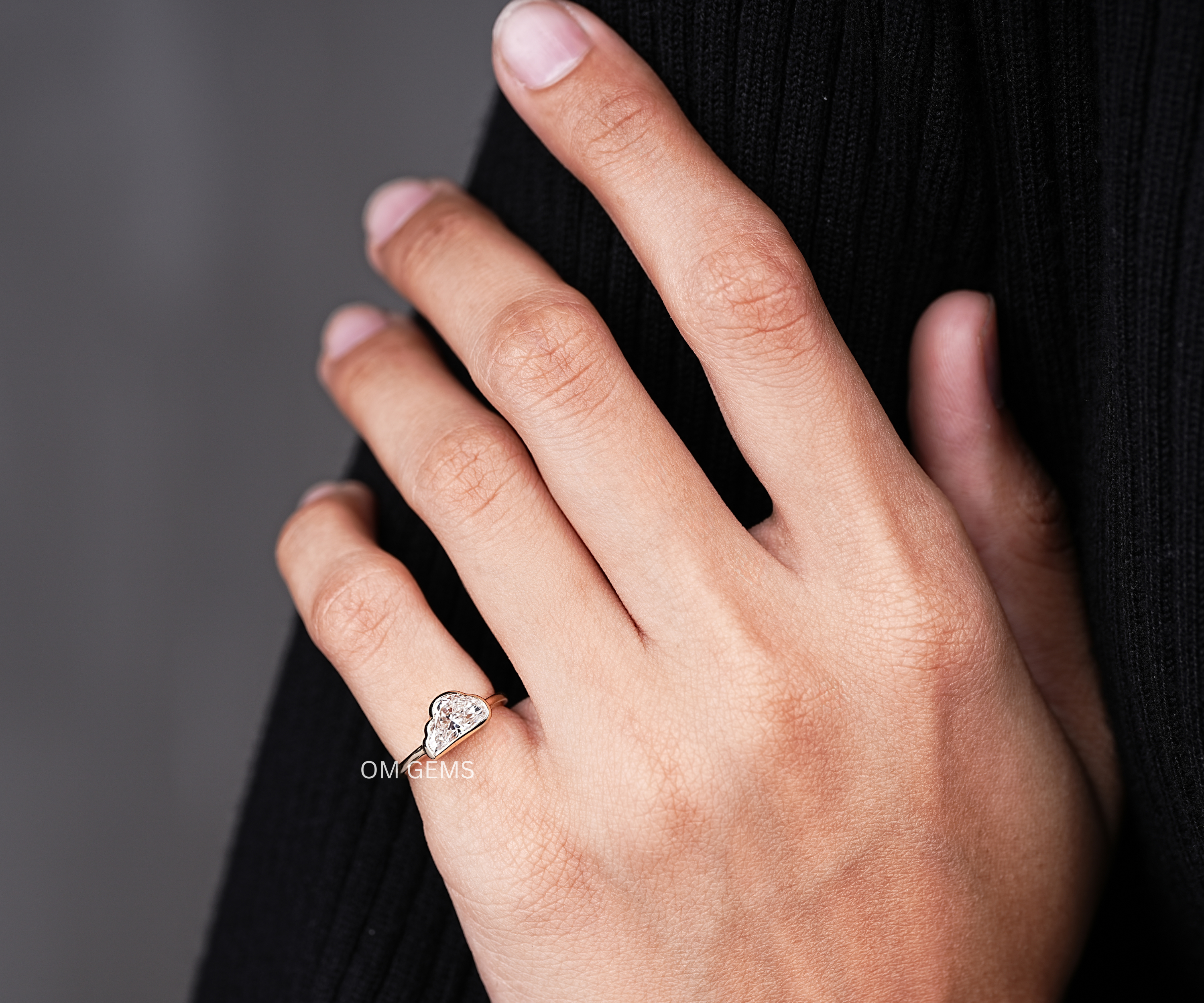 Lab Grown Cloud Shape Diamond Ring In Yellow Gold