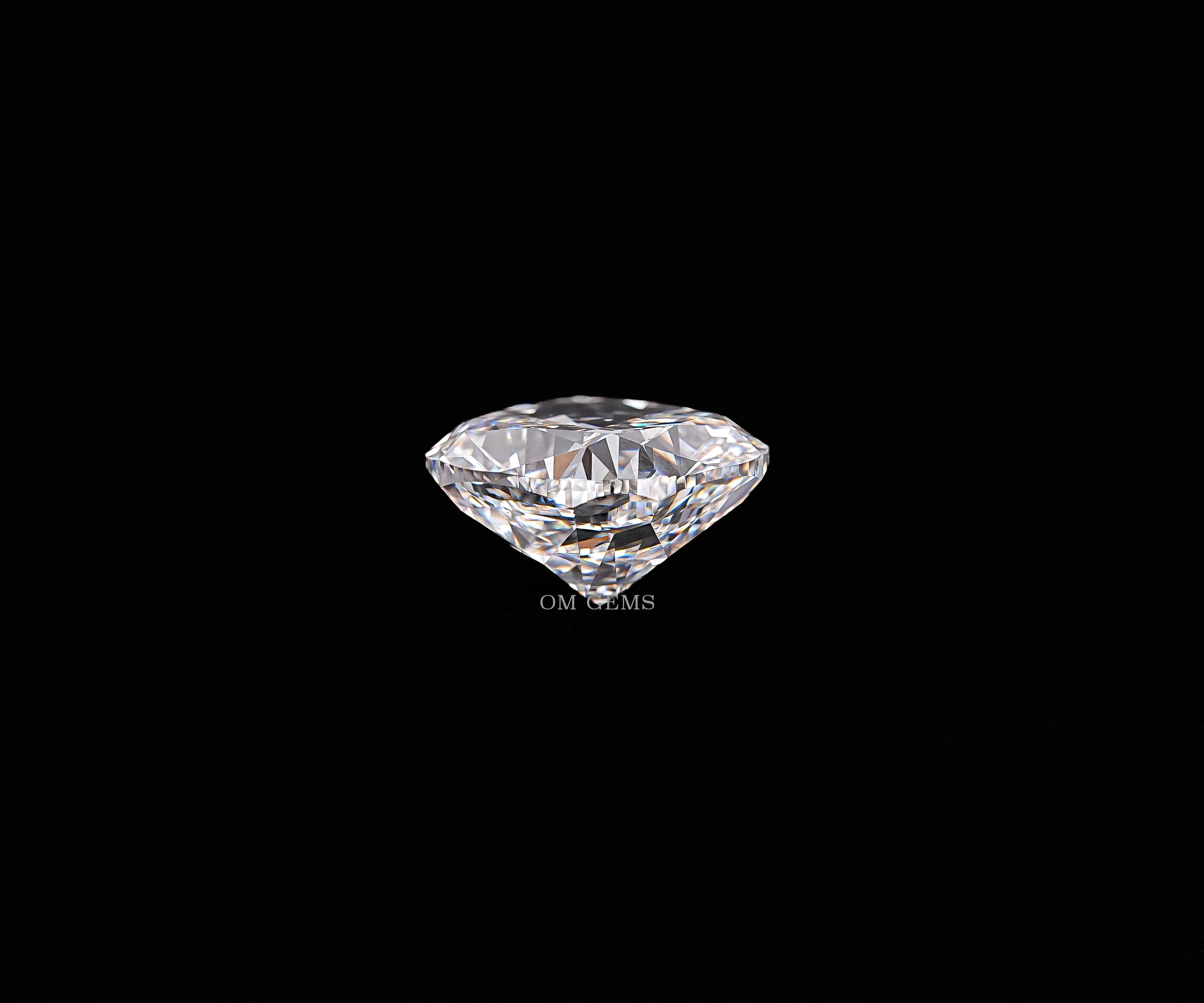 4.91 CT, Cushion Modified Brilliant Cut Loose Diamond