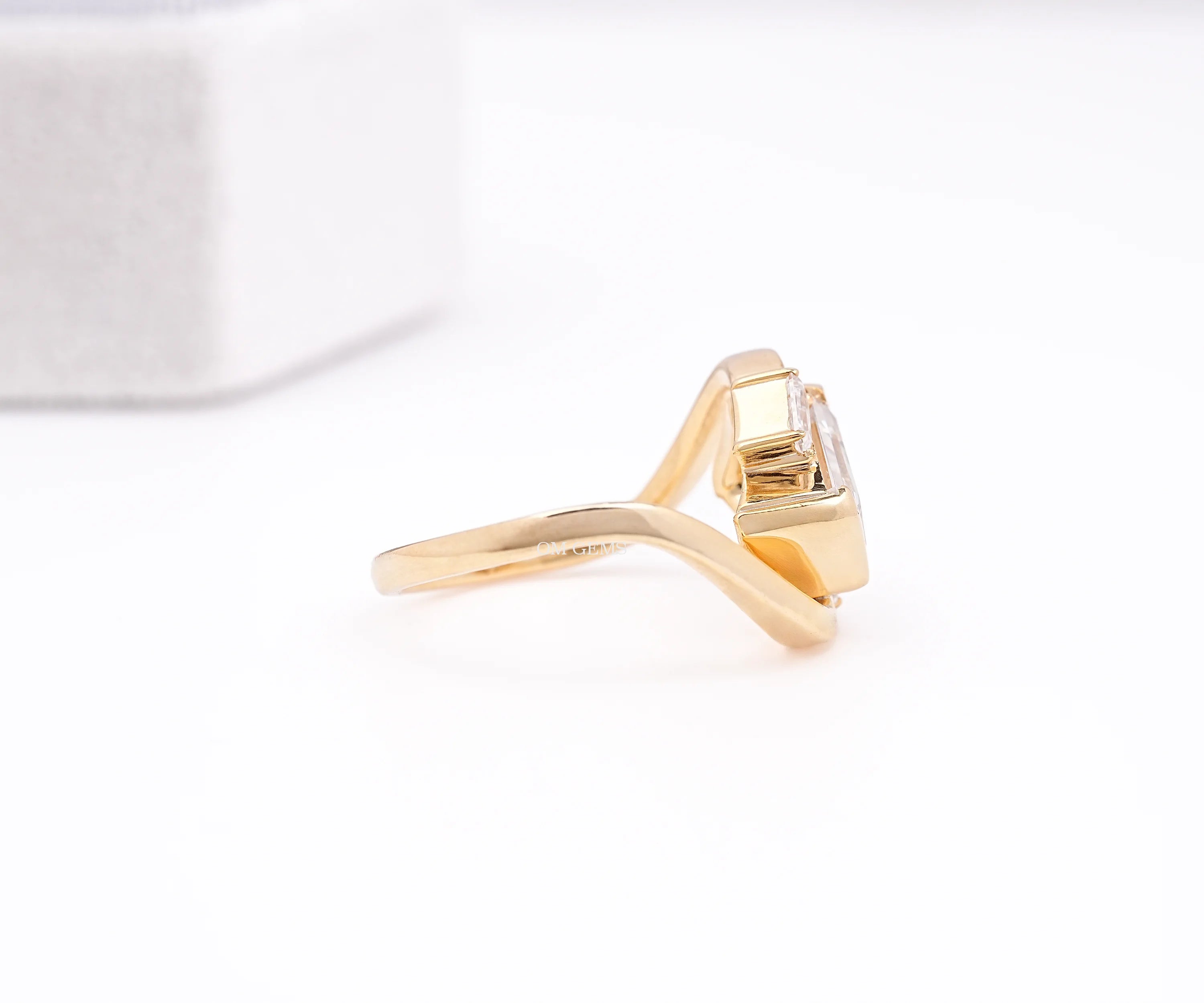 East West Emerald Lab Diamond Three Stone Curved Ring