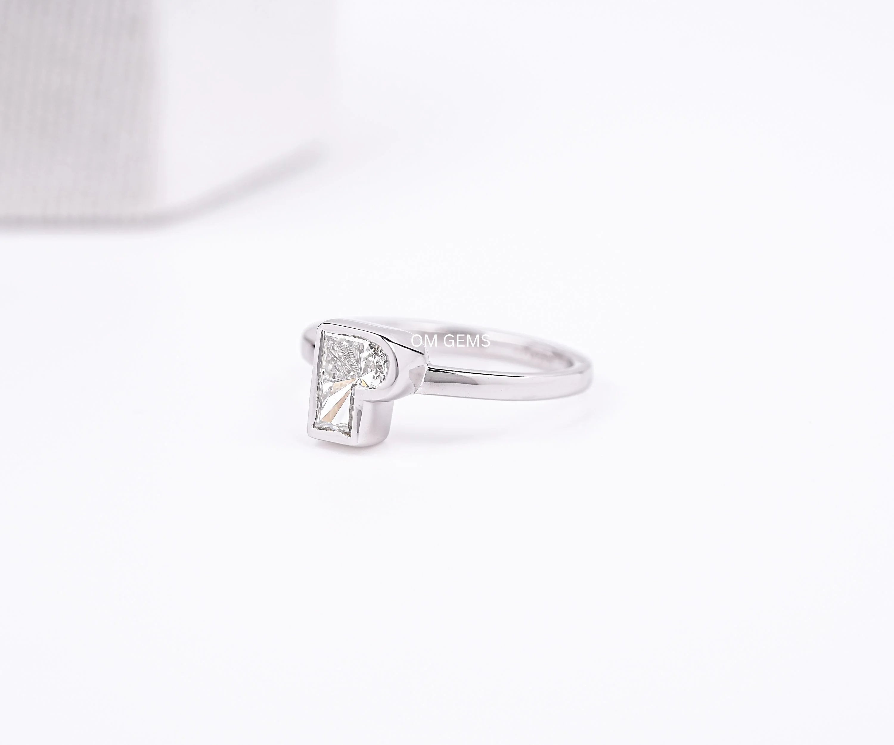 Initial Letter P Shaped Lab Diamond Bezel Set Ring