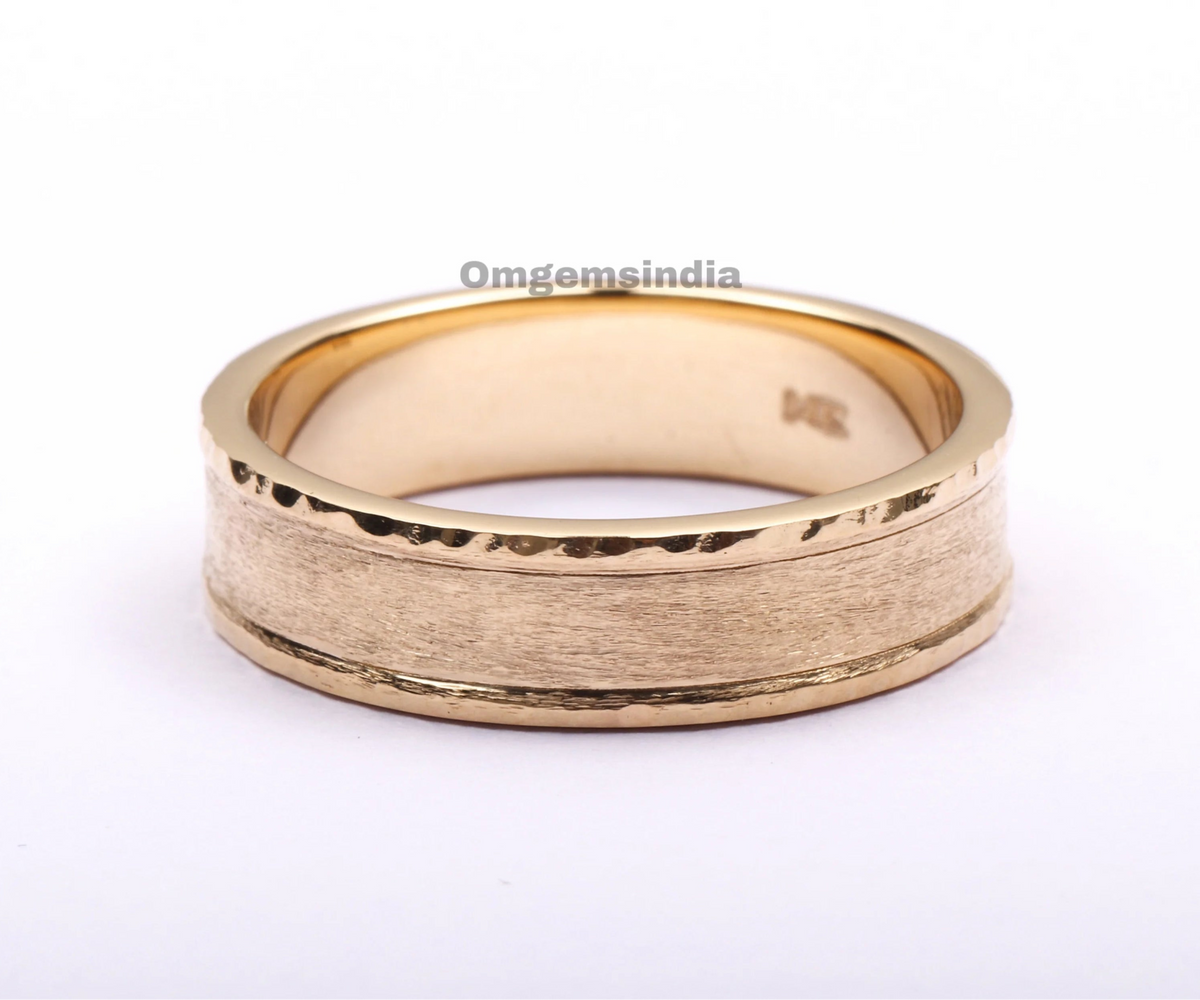 Men's Hammered Texture Classic Wedding Band