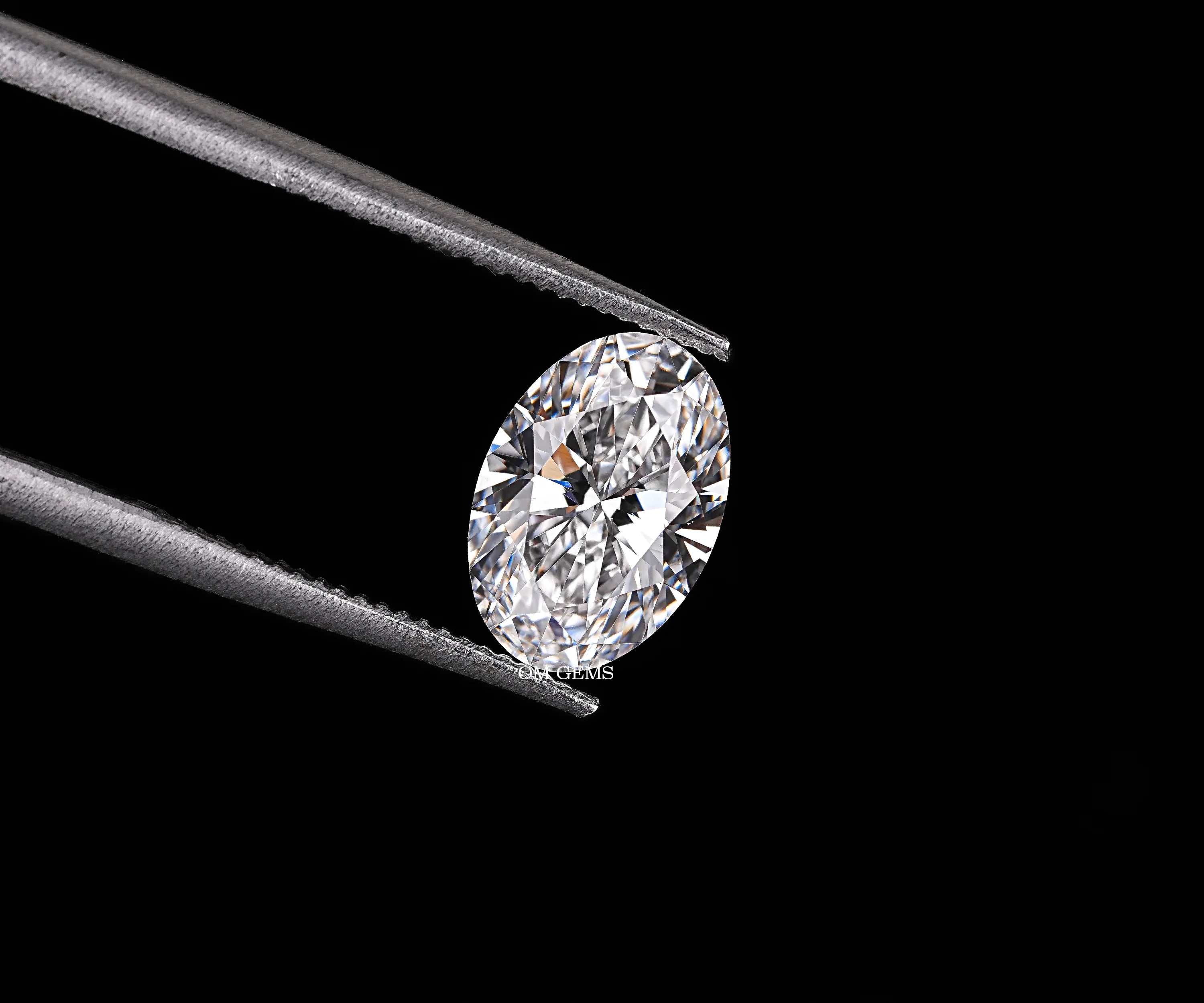 Oval Cut IGI Certified Loose Diamond