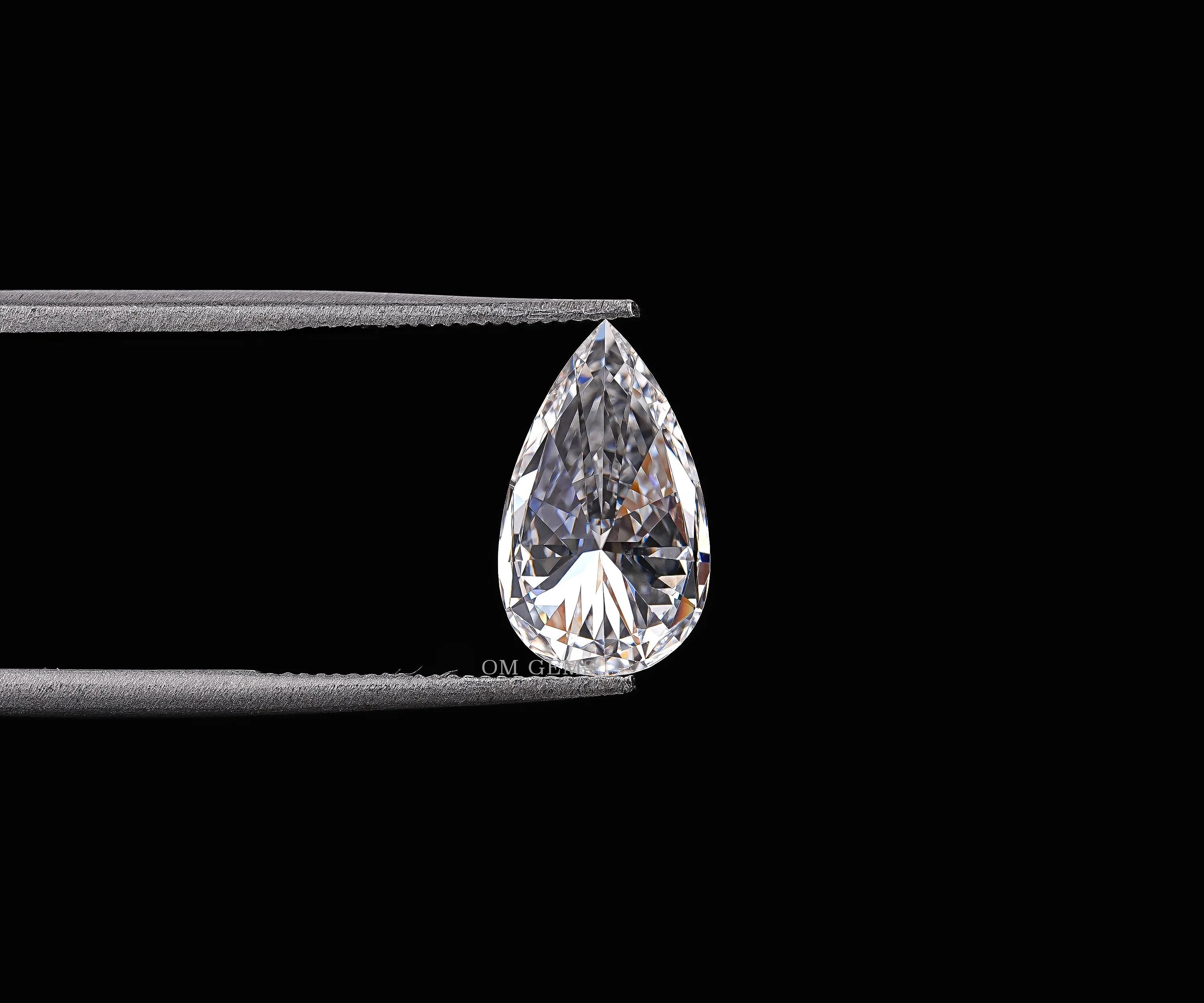 1.54 CT, Pear Cut IGI Certified Lab Grown Loose Diamond