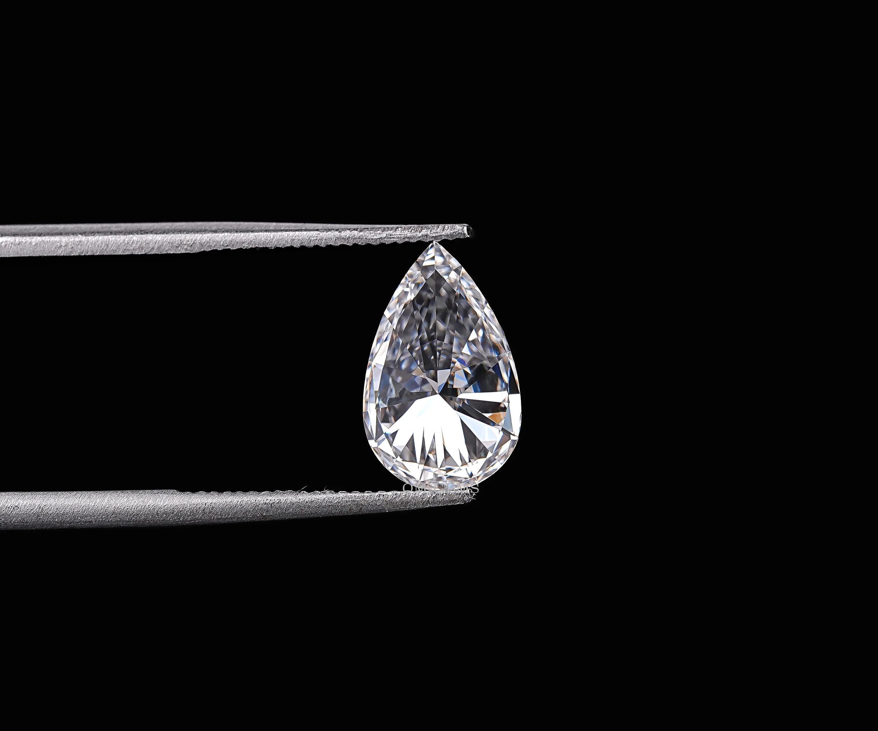 1.32 CT, Pear Brilliant Cut IGI Certified Loose Diamond