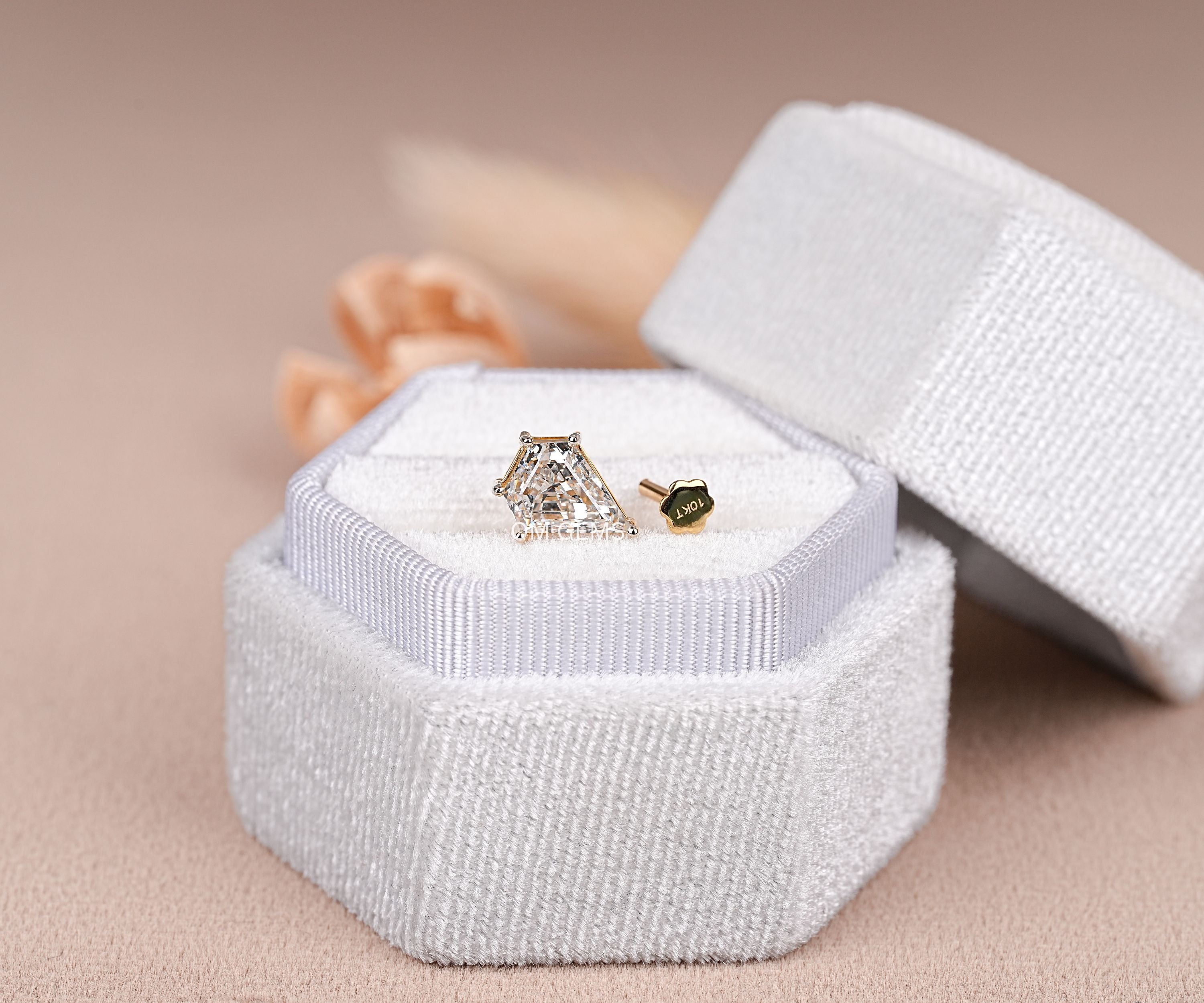 10kT Yellow Gold Single Pentagon Lab Grown Diamond Stud Earrings