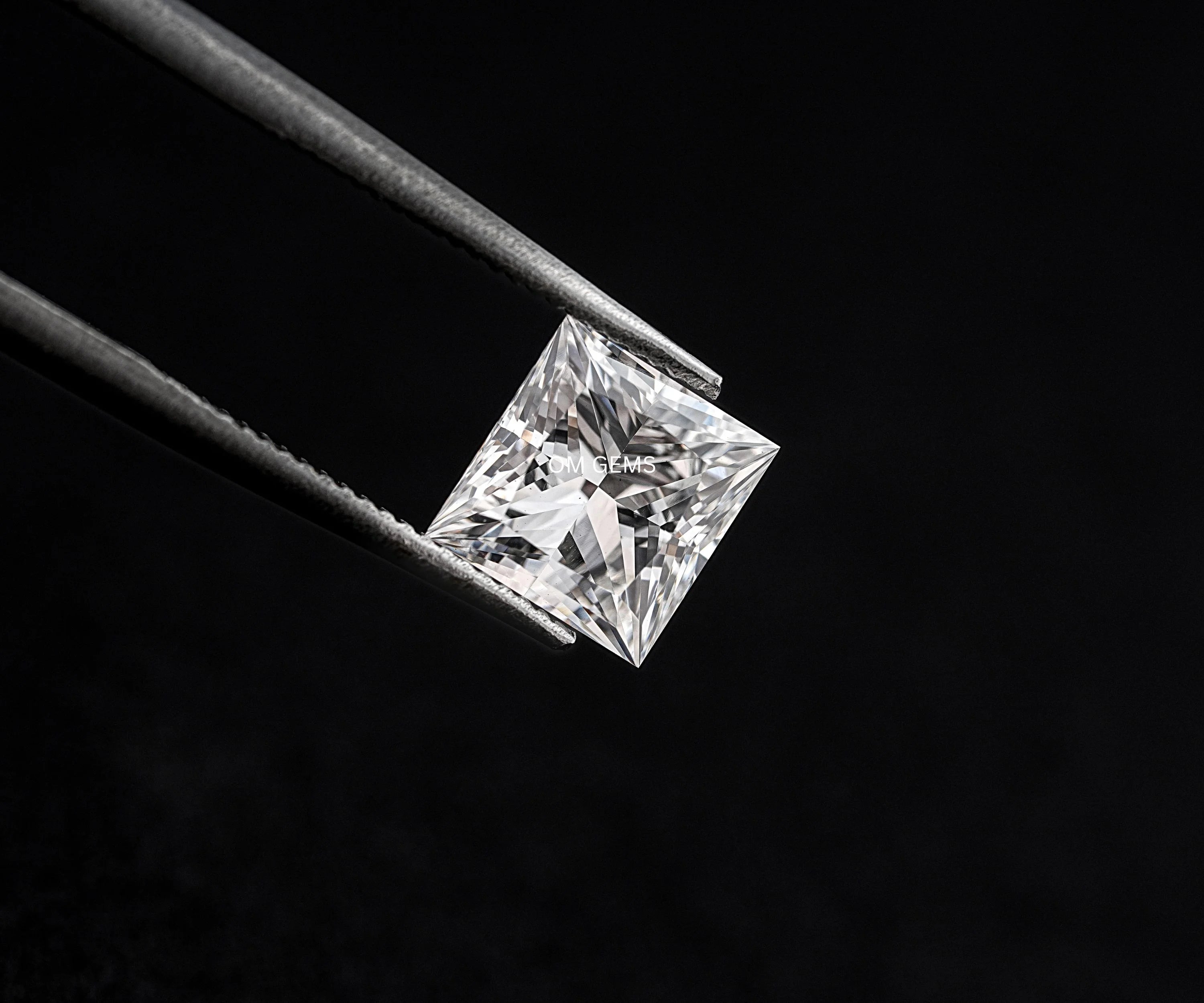 Princess Cut IGI Certified Lab Diamond