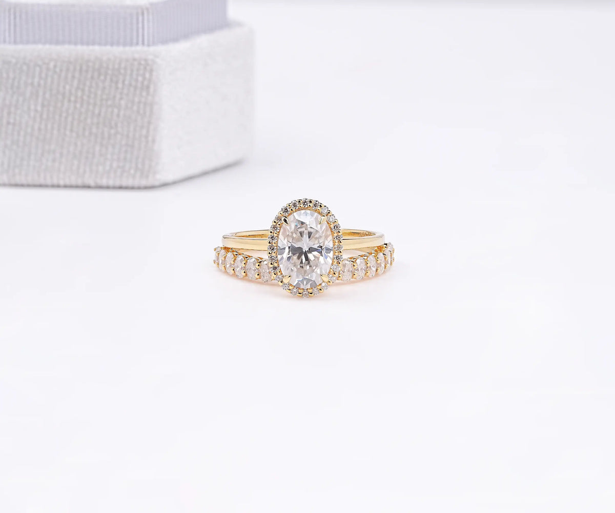 Oval halo bridal set lab grown diamond engagement ring