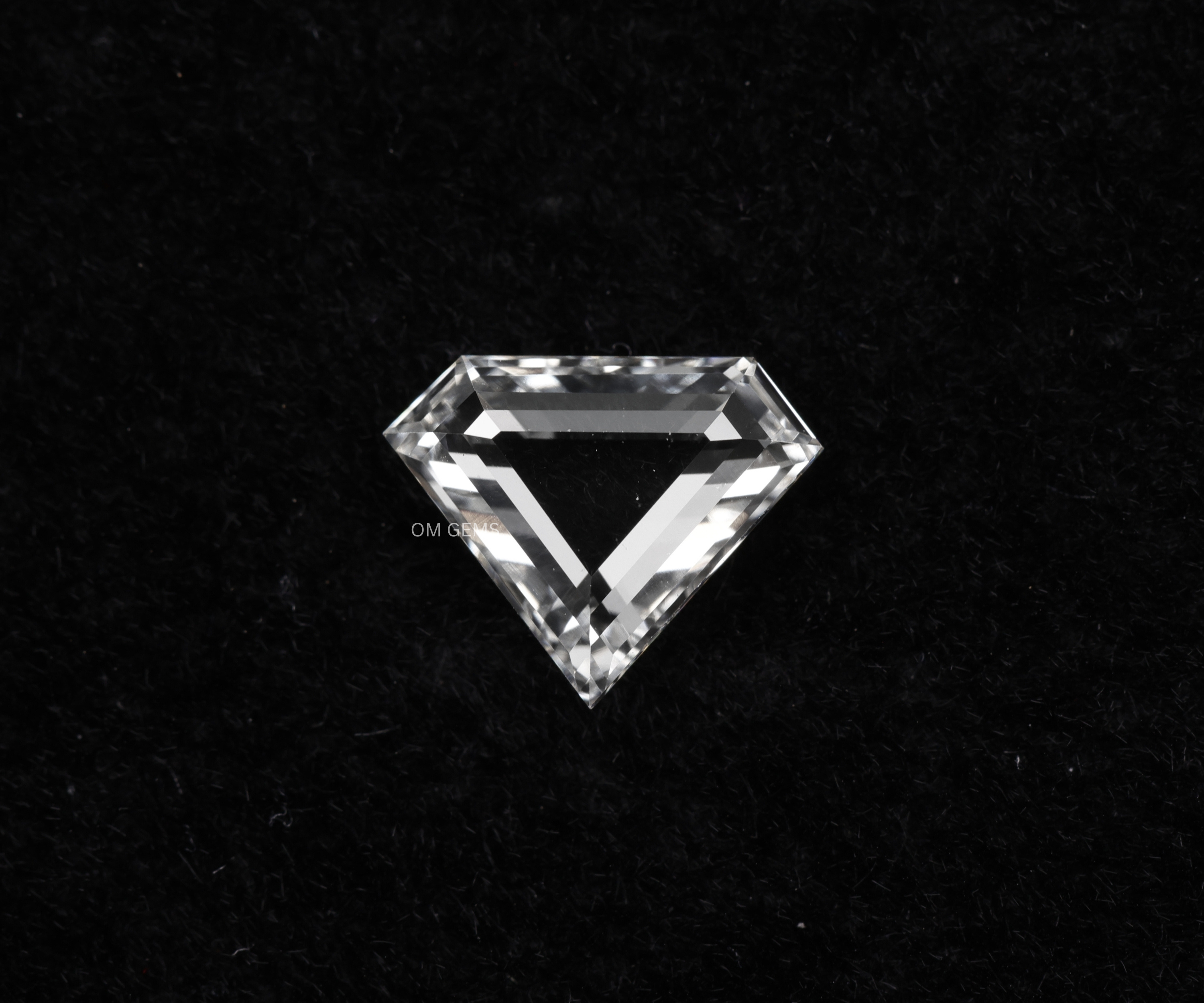 0.78 CT Pentagon Portrait Cut Lab Grown Diamond