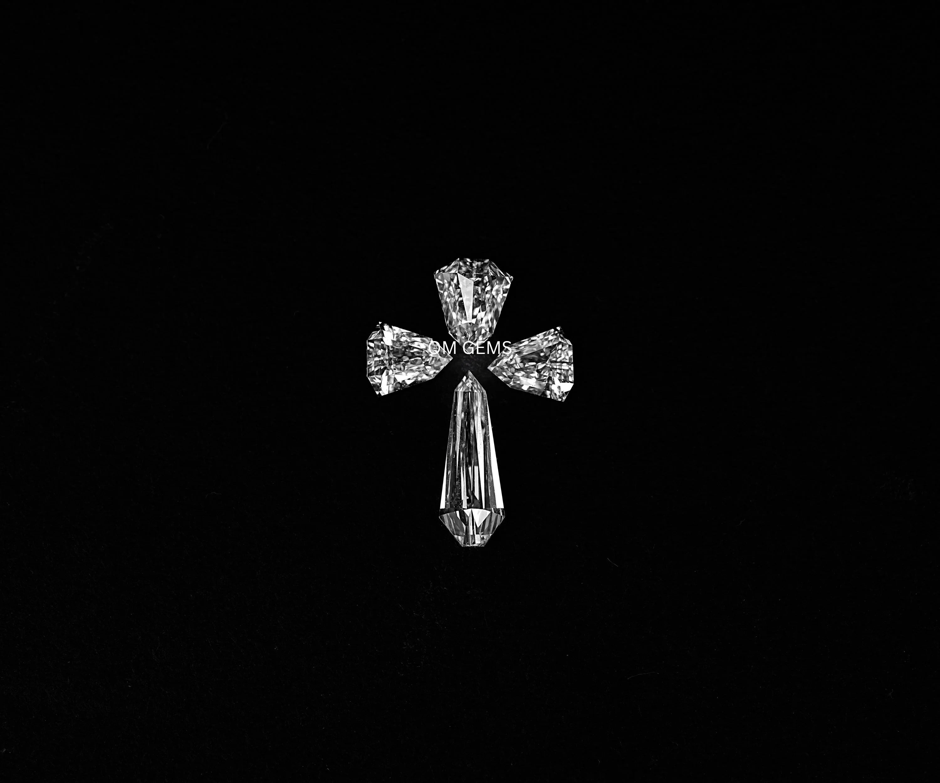 1.11 CT Christ Cross Diamond Set