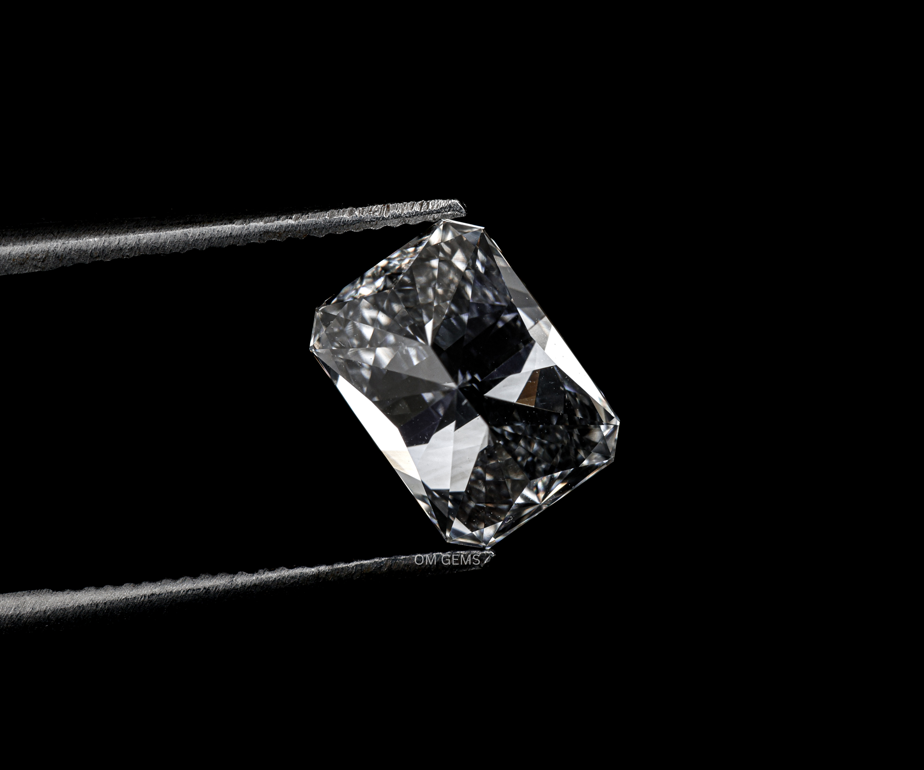 Lab Grown Radiant Cut Loose Diamond 