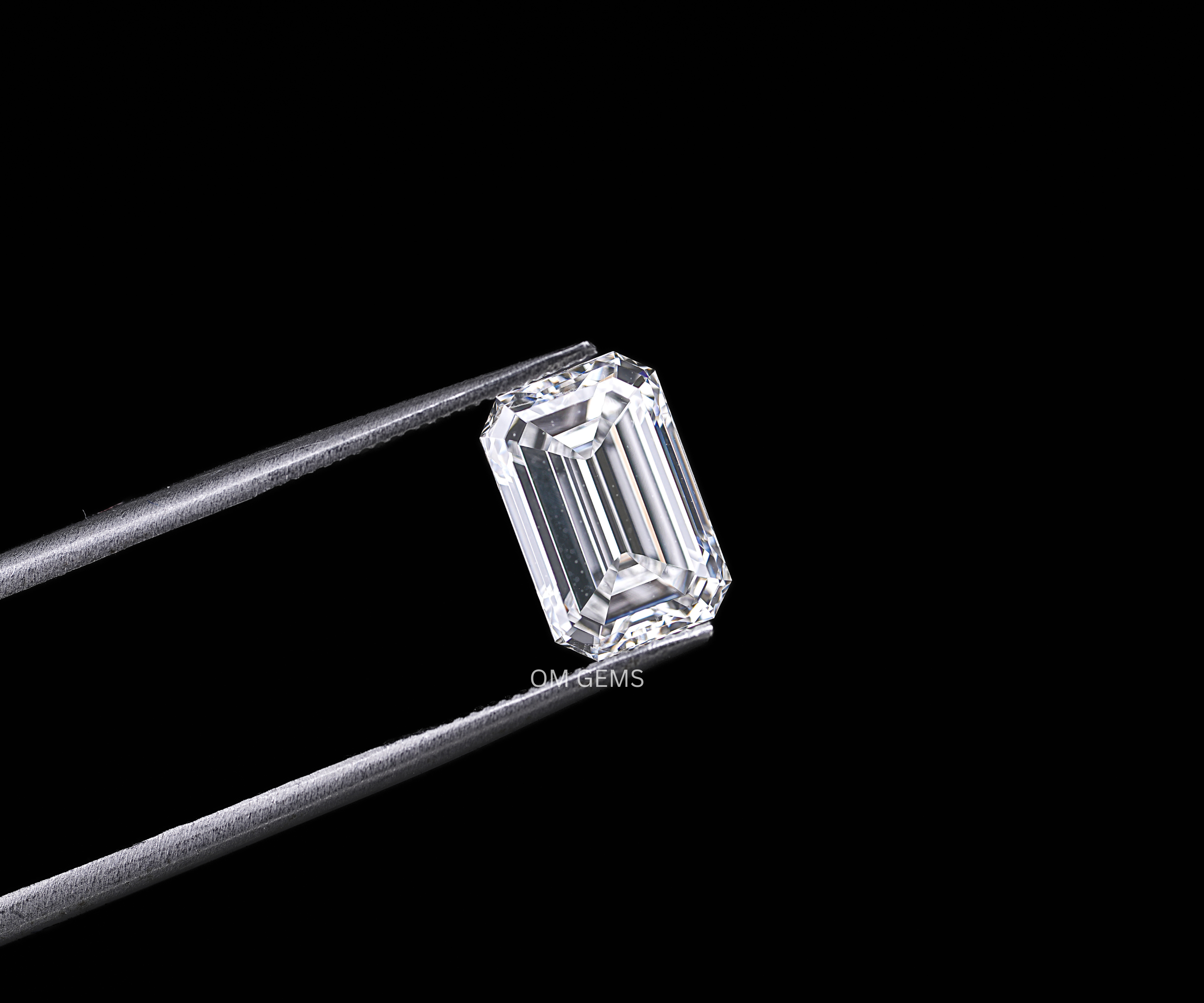 2.01 CT Emerald Cut Lab Grown Diamond With VVS2 Clarity 