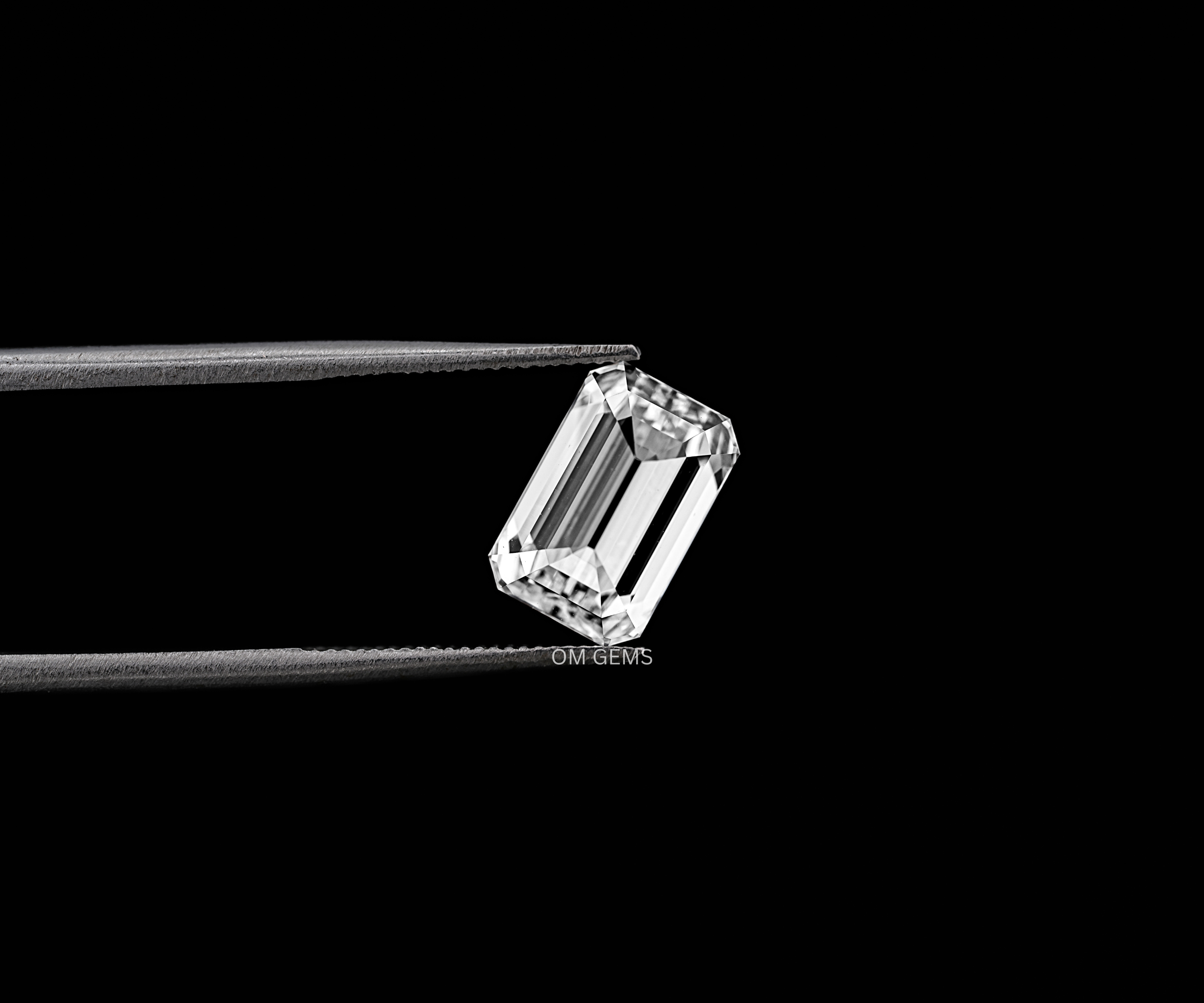 VVS2 Clarity, 2.07 CT Emerald Cut Lab Grown Diamond