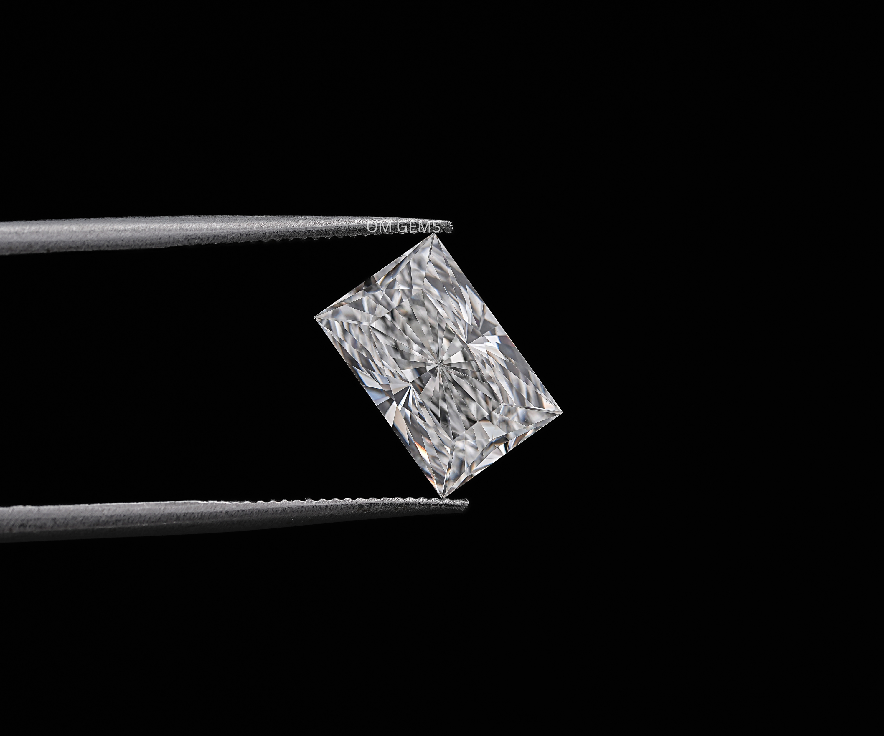 2.11 CT Baguette Lab Grown Diamond With VVS Clarity