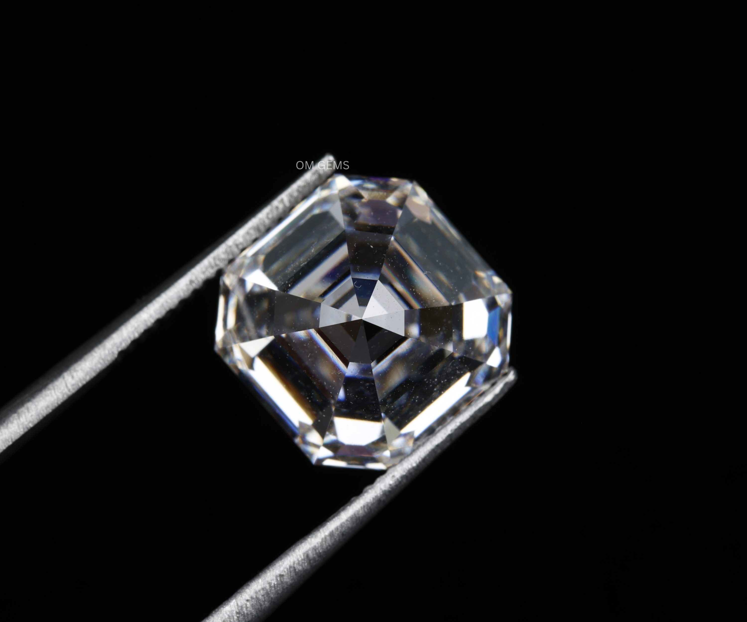 VS/VVS Asscher Cut Lab Grown Diamond 