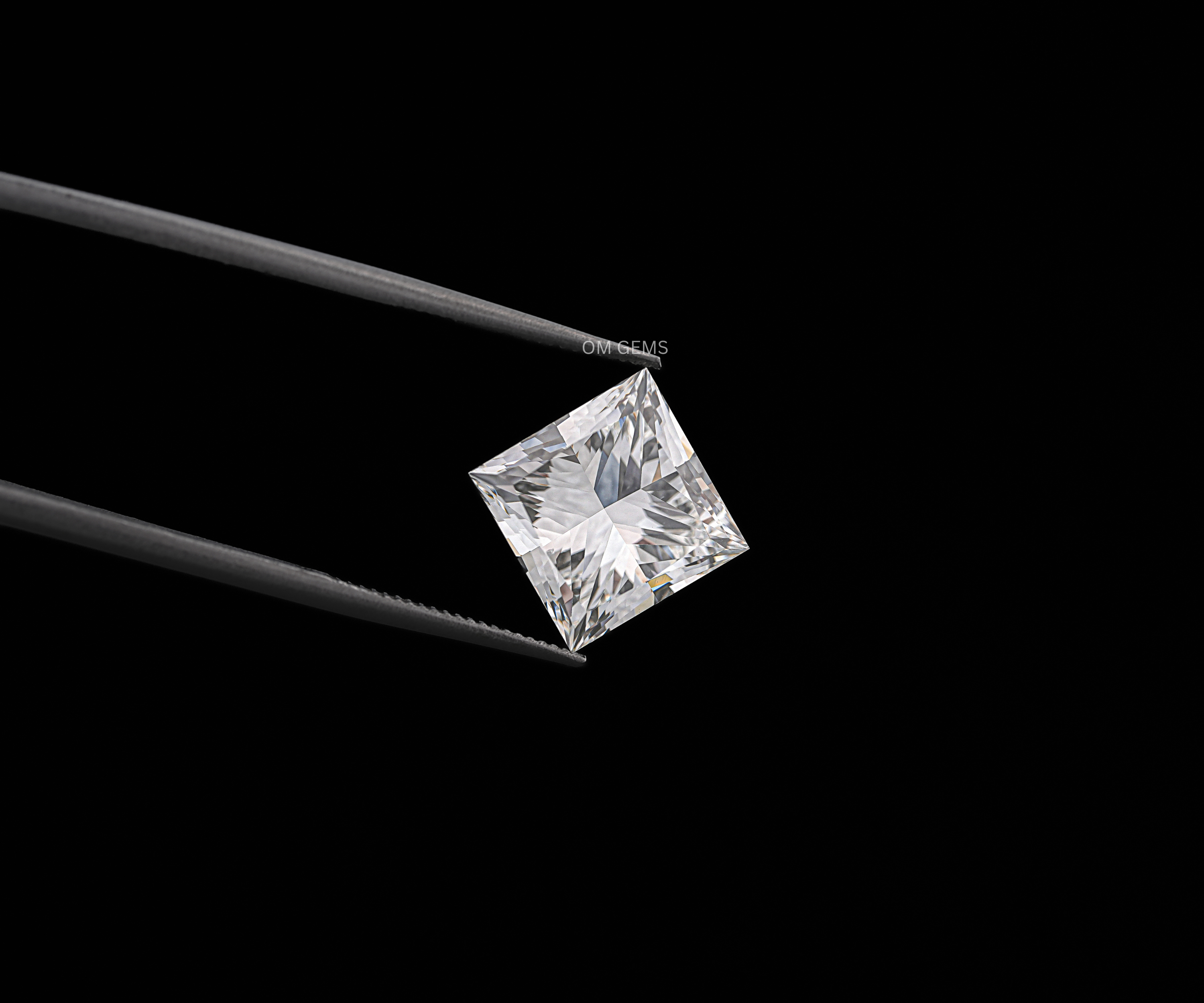 4 CT Princess Cut Lab Grown Diamond