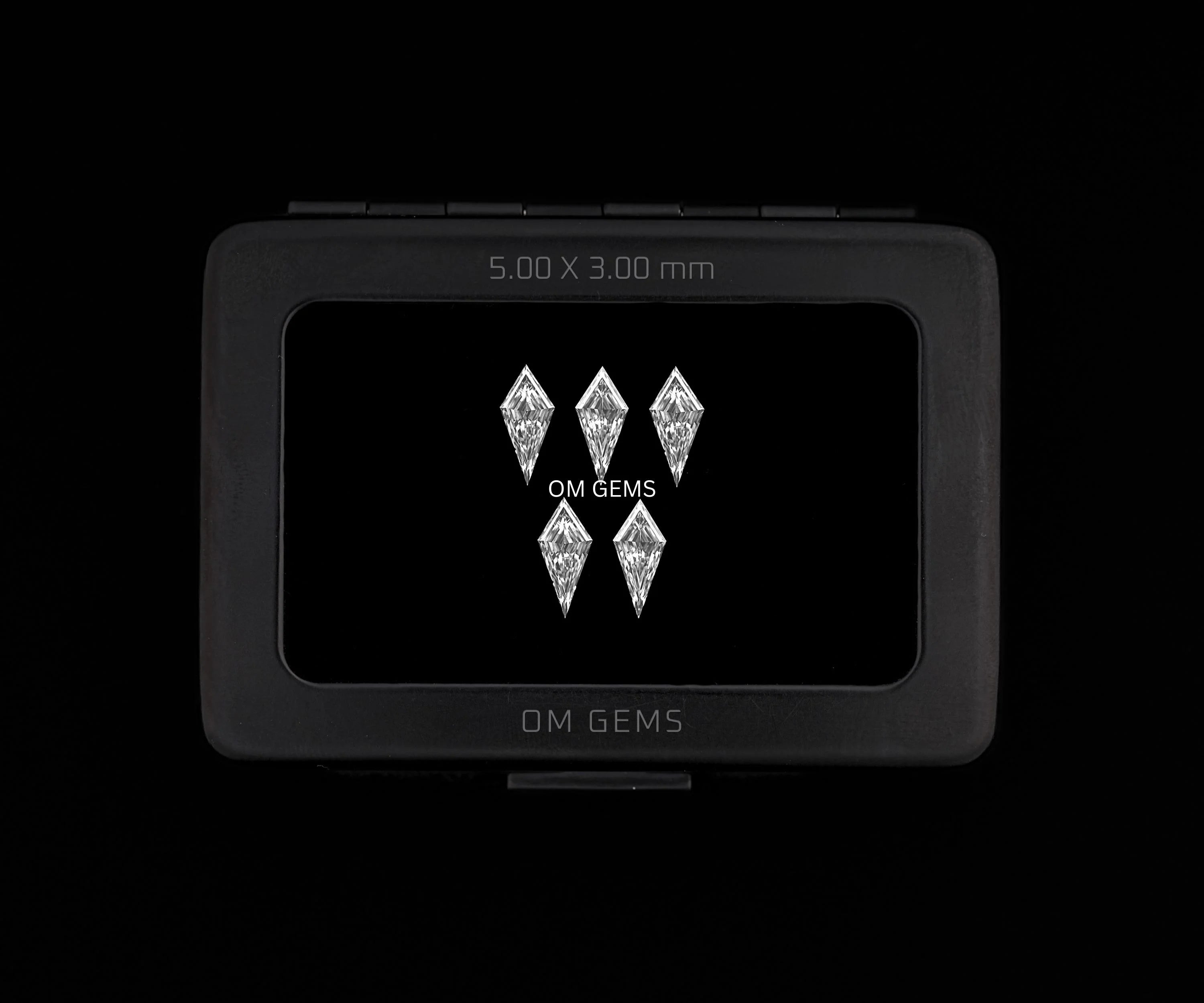 5.0 X 3.0 MM Kite Cut Melee Diamond