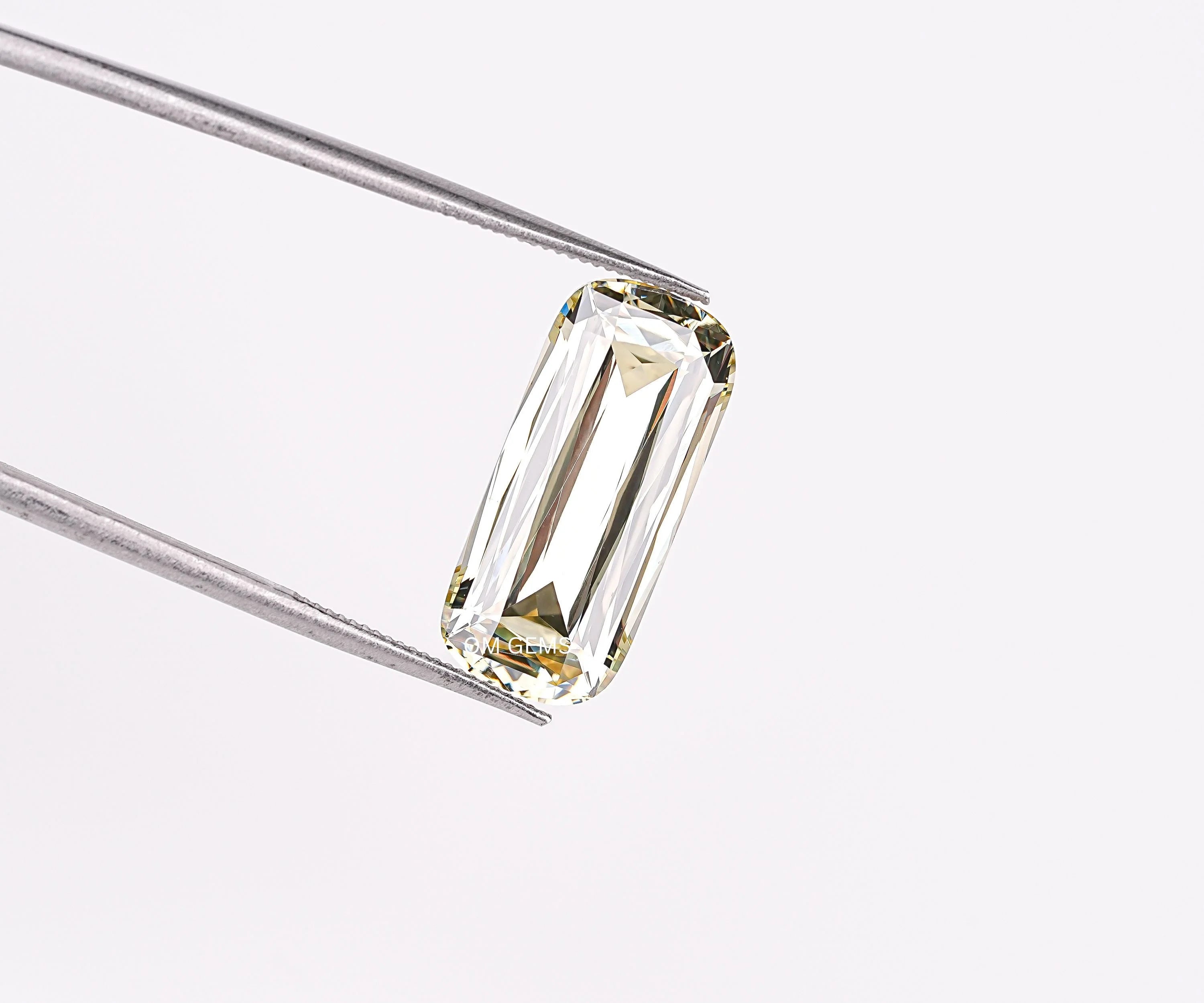5.15 CT Ashoka Criss Cross Cut Fancy Yellow Diamond