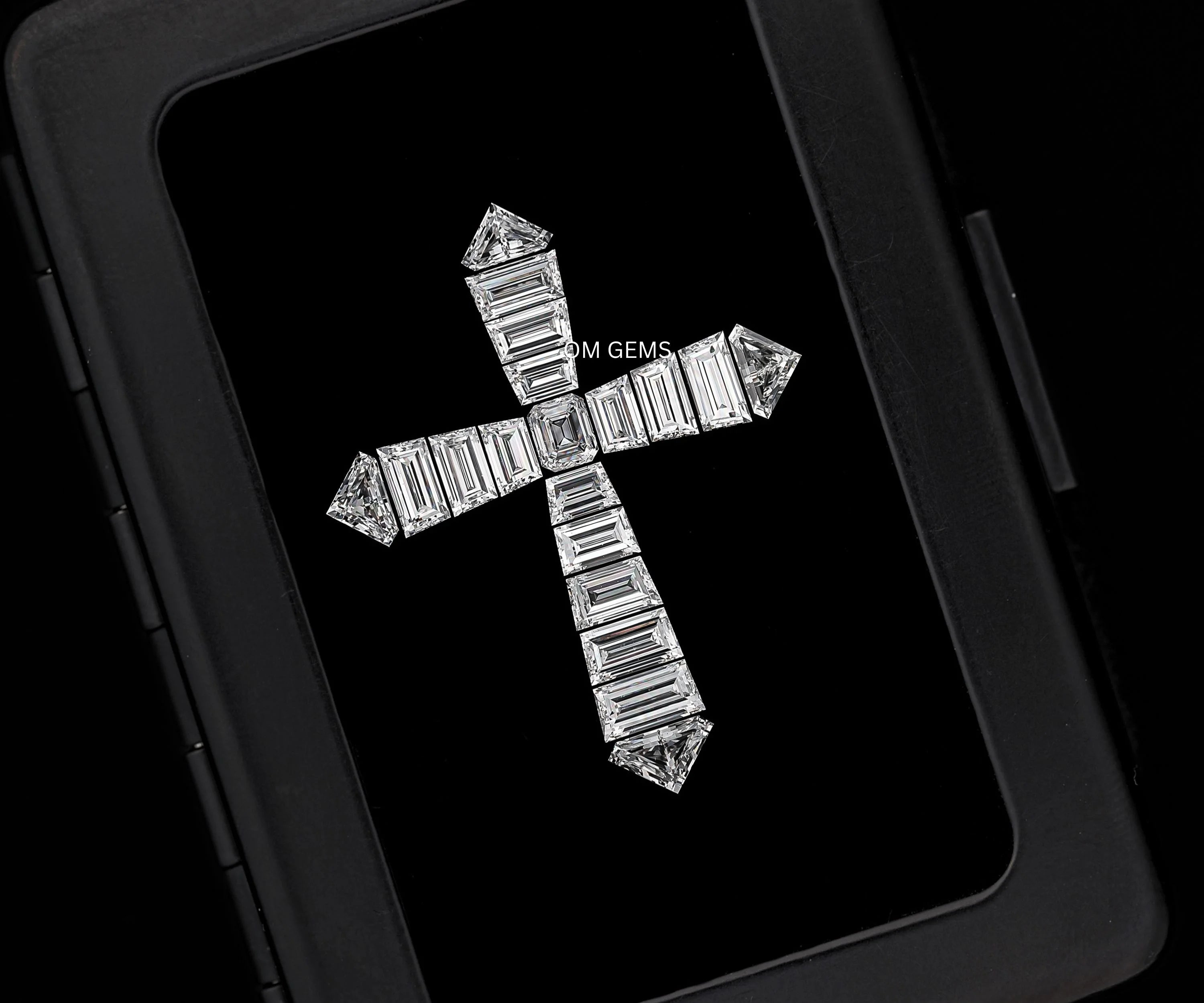 5.55CT Christ Cross Diamonds Set