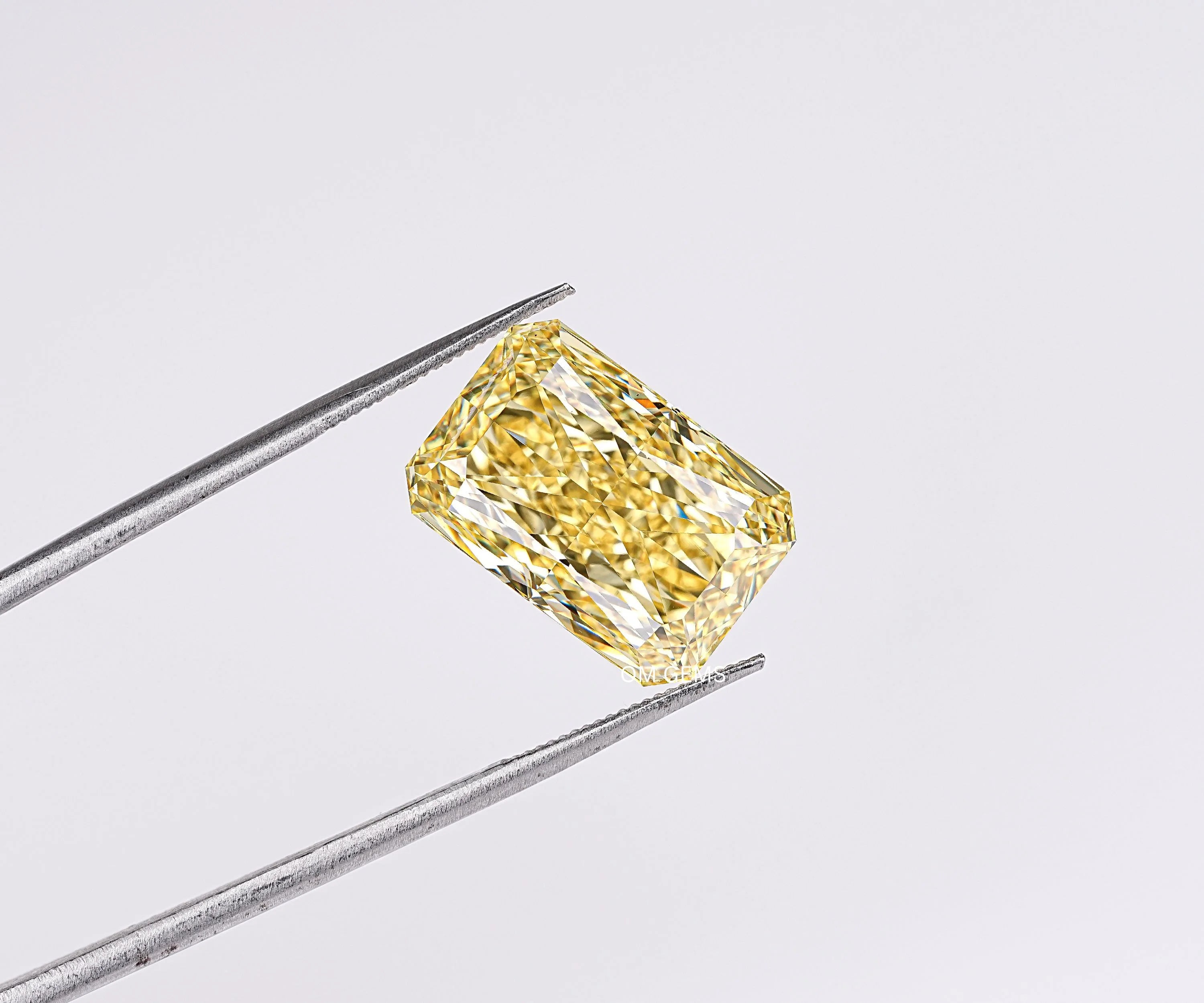8.0 CT Yellow Radiant Cut Lab Created Diamond