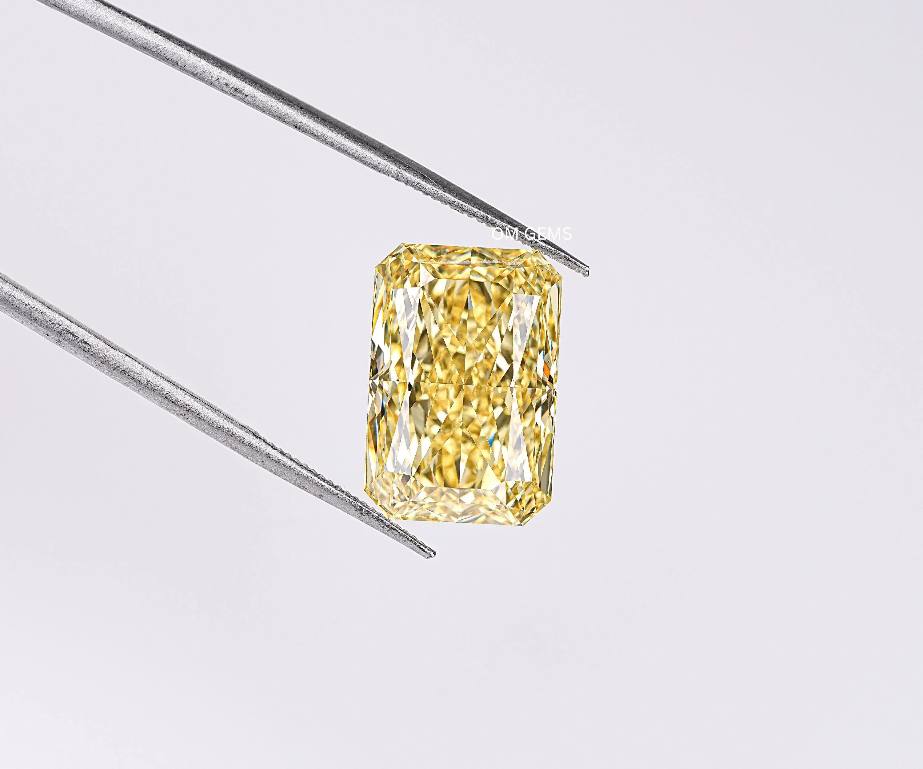 8.0 CT Yellow Radiant Cut Lab Created Diamond