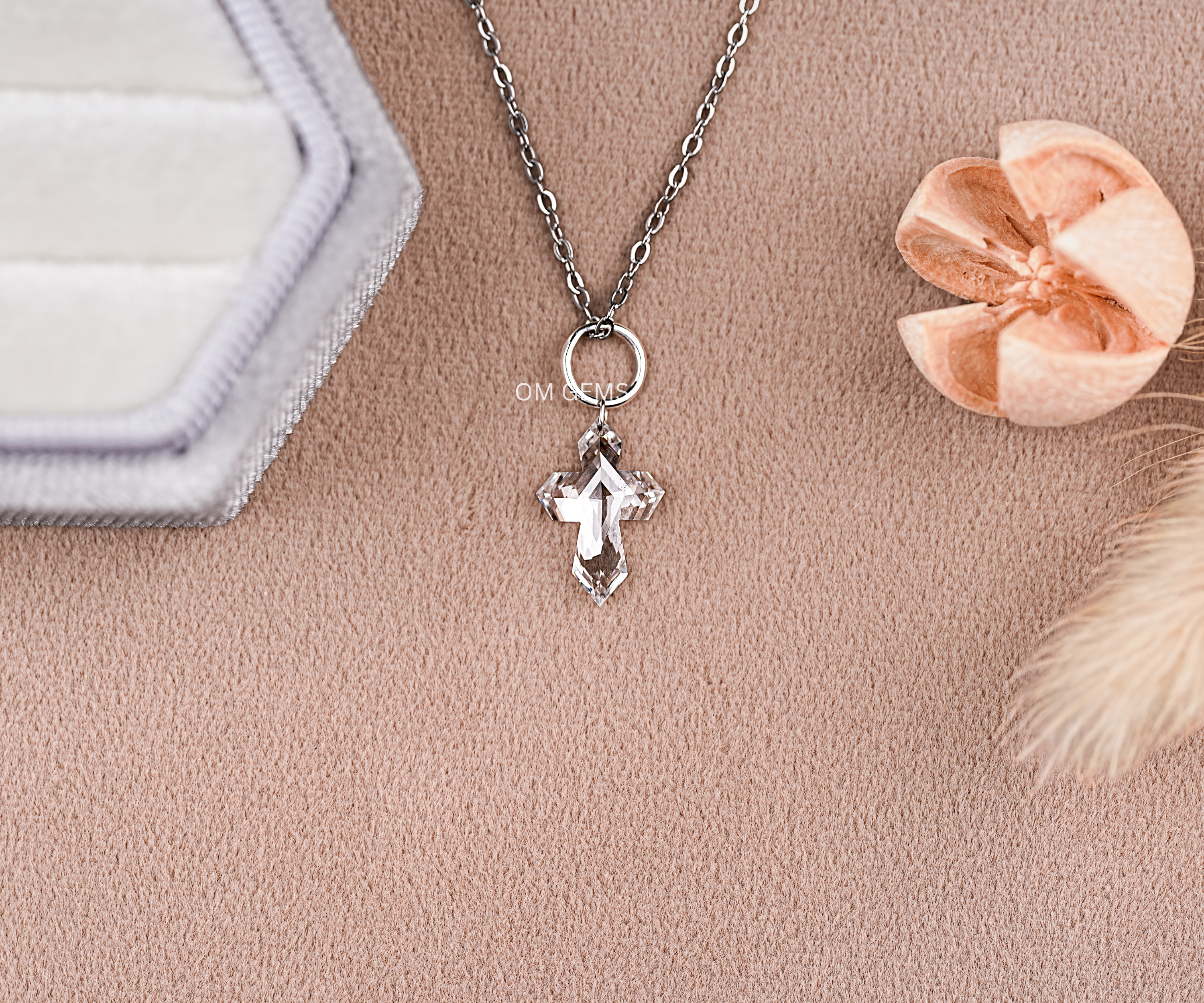 Lab Grown Criss Cross Diamond Pendant