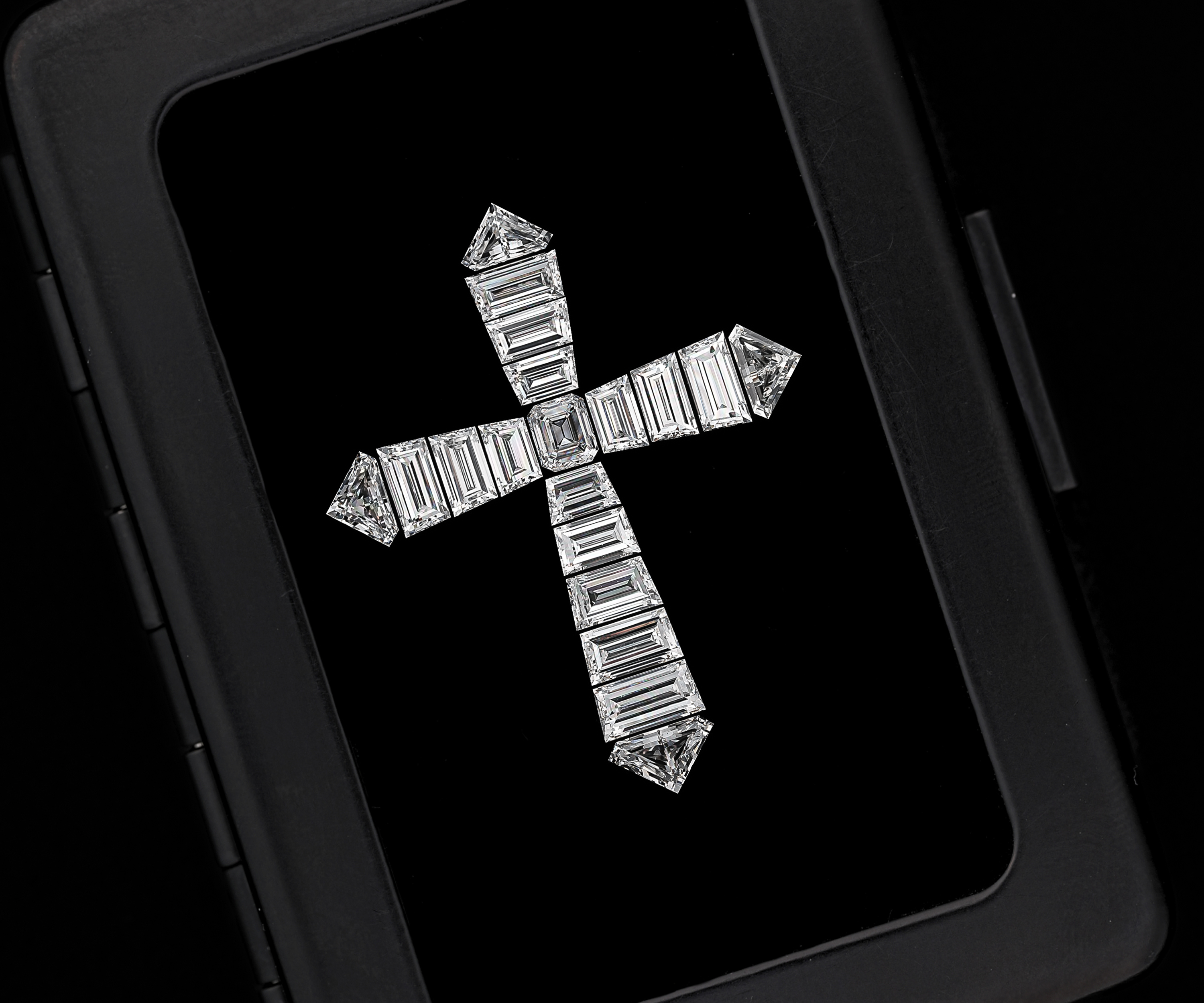 Cross Mix Lab Grown Loose Diamond Set