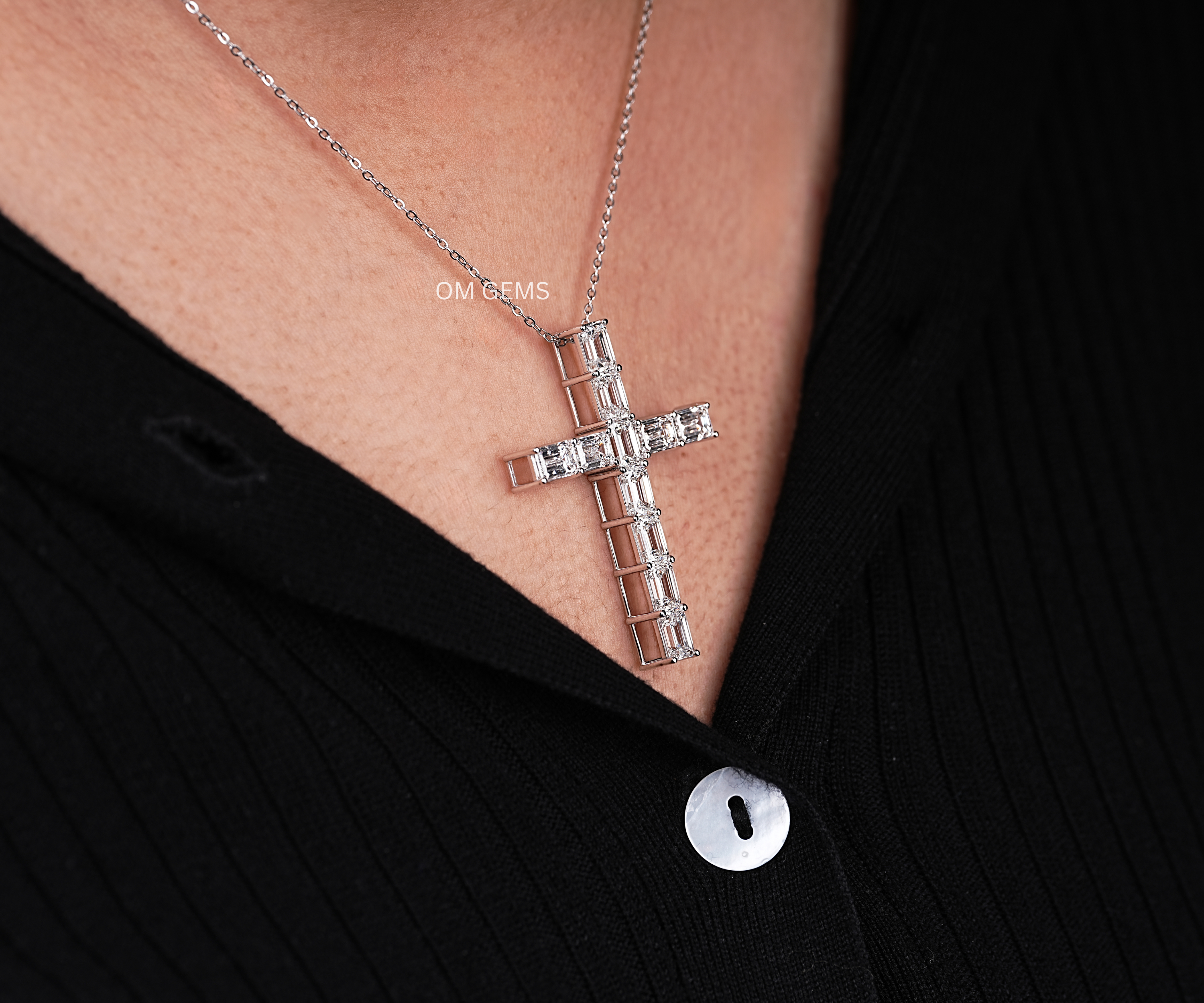 Emerald Cut Diamond Cross Necklace In White Gold 