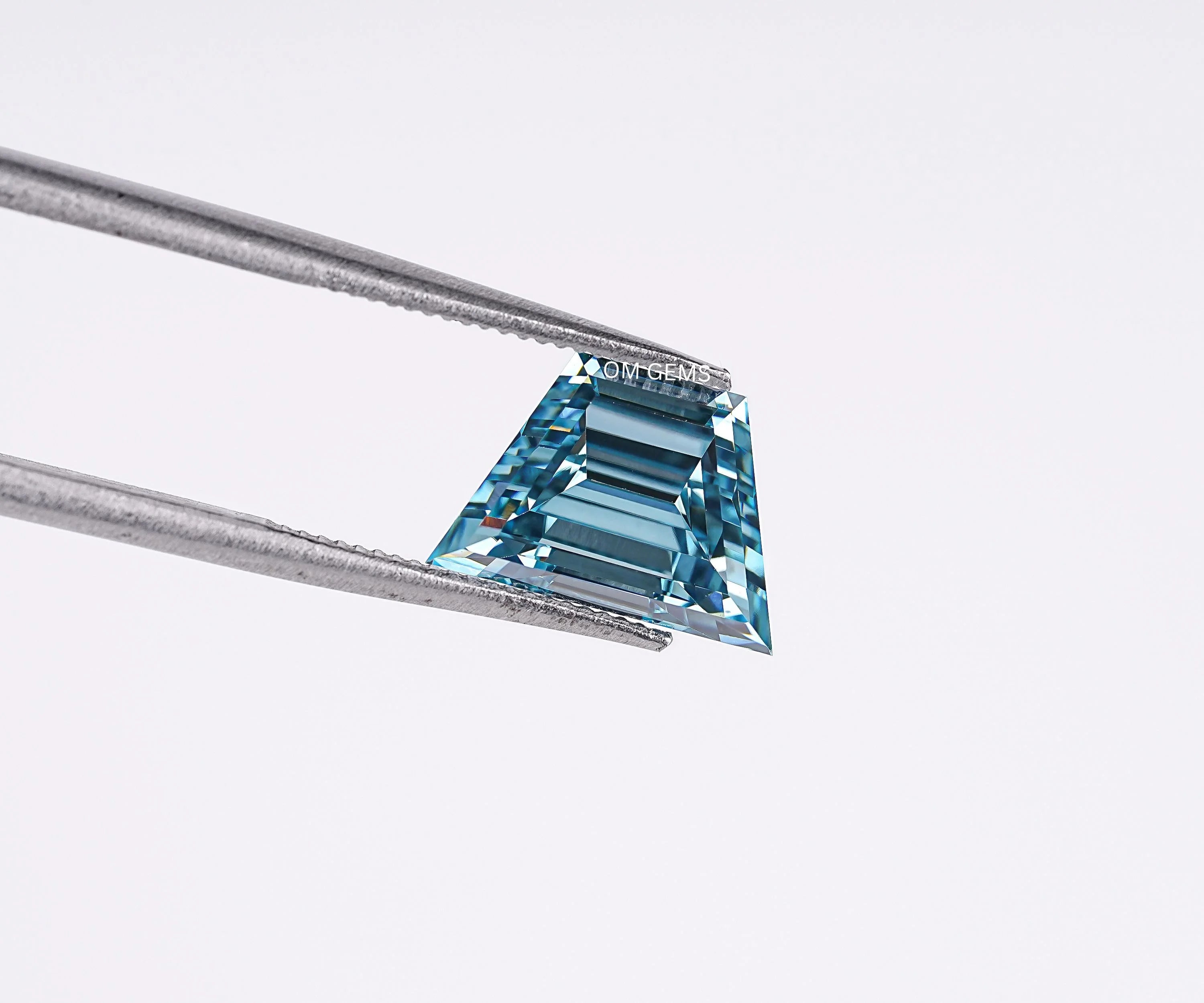 Fancy Blue Trapezoid Cut Lab Grown Loose Diamond