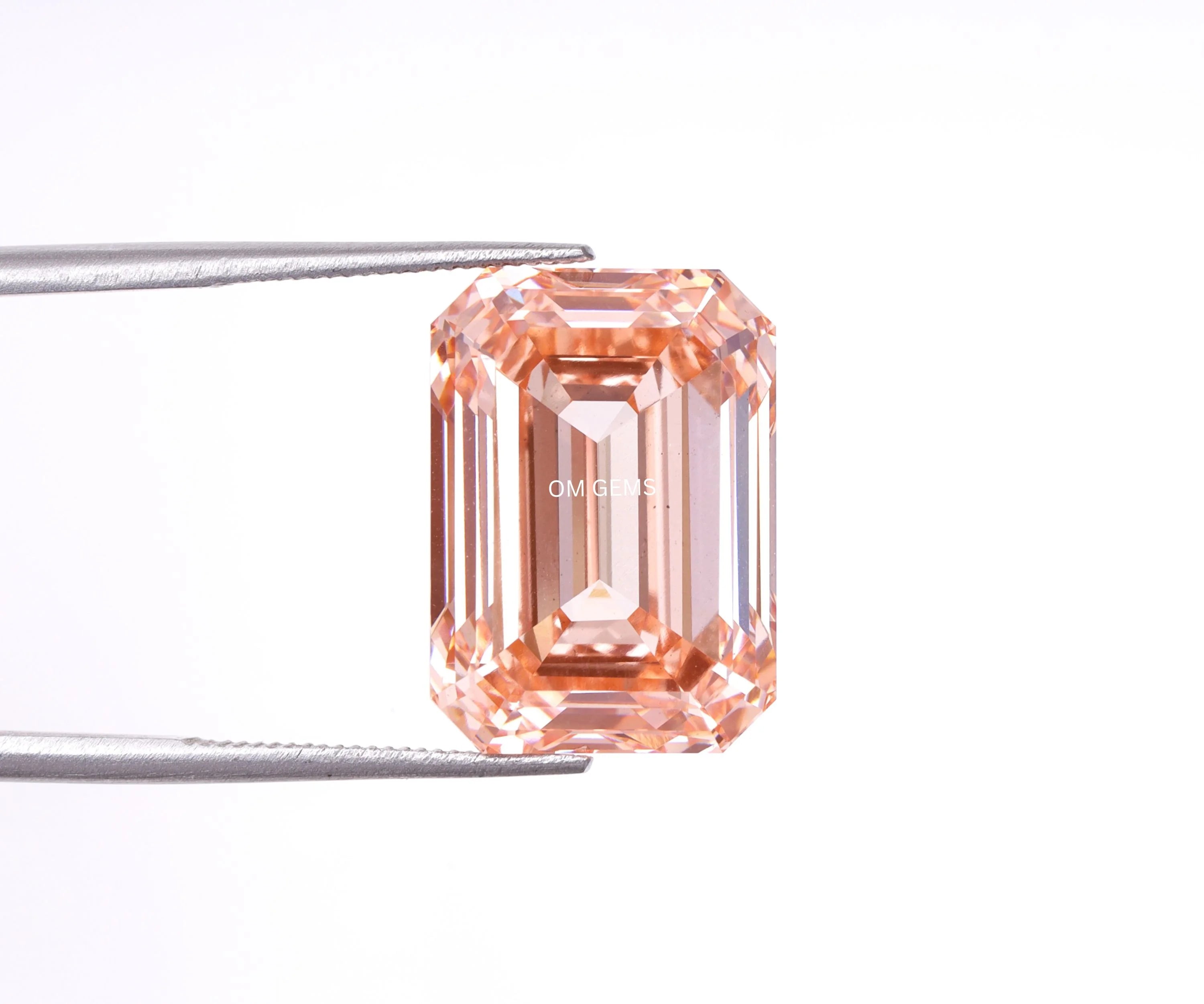 Fancy Pink Emerald Shape Lab Diamond
