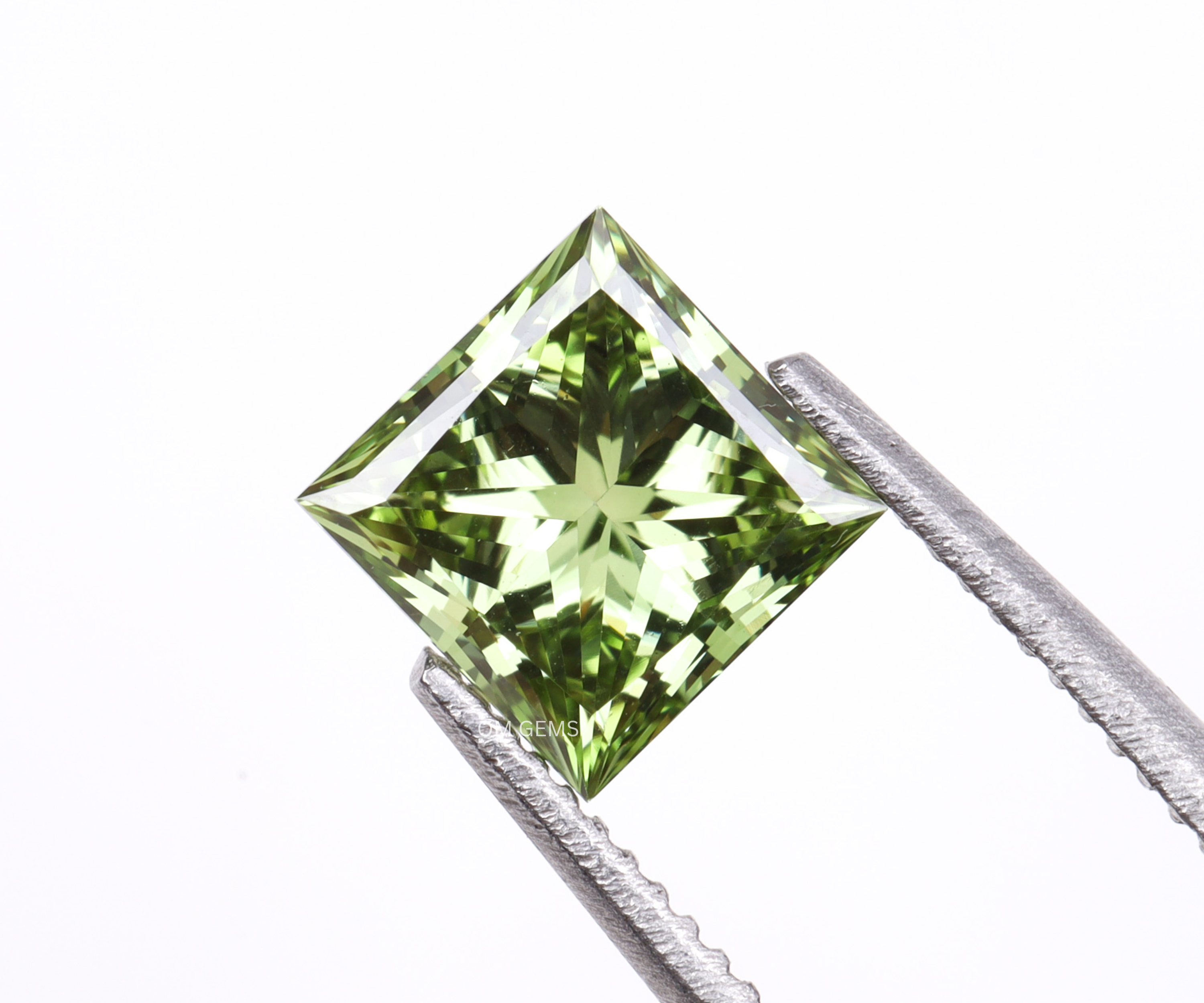 Lab Grown Green Princess Cut Diamond