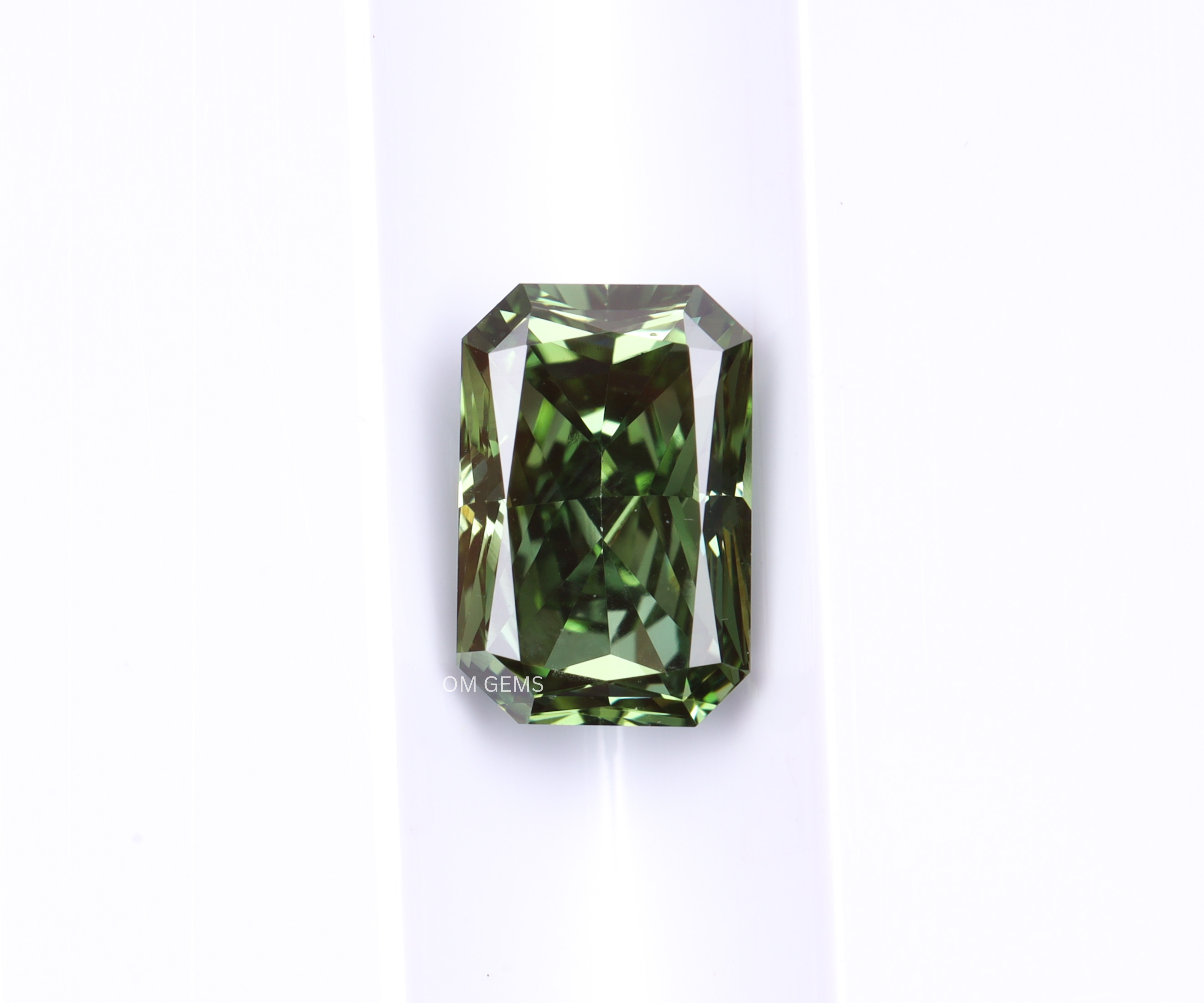 1.25 CT Green Radiant Cut Lab Grown Diamond