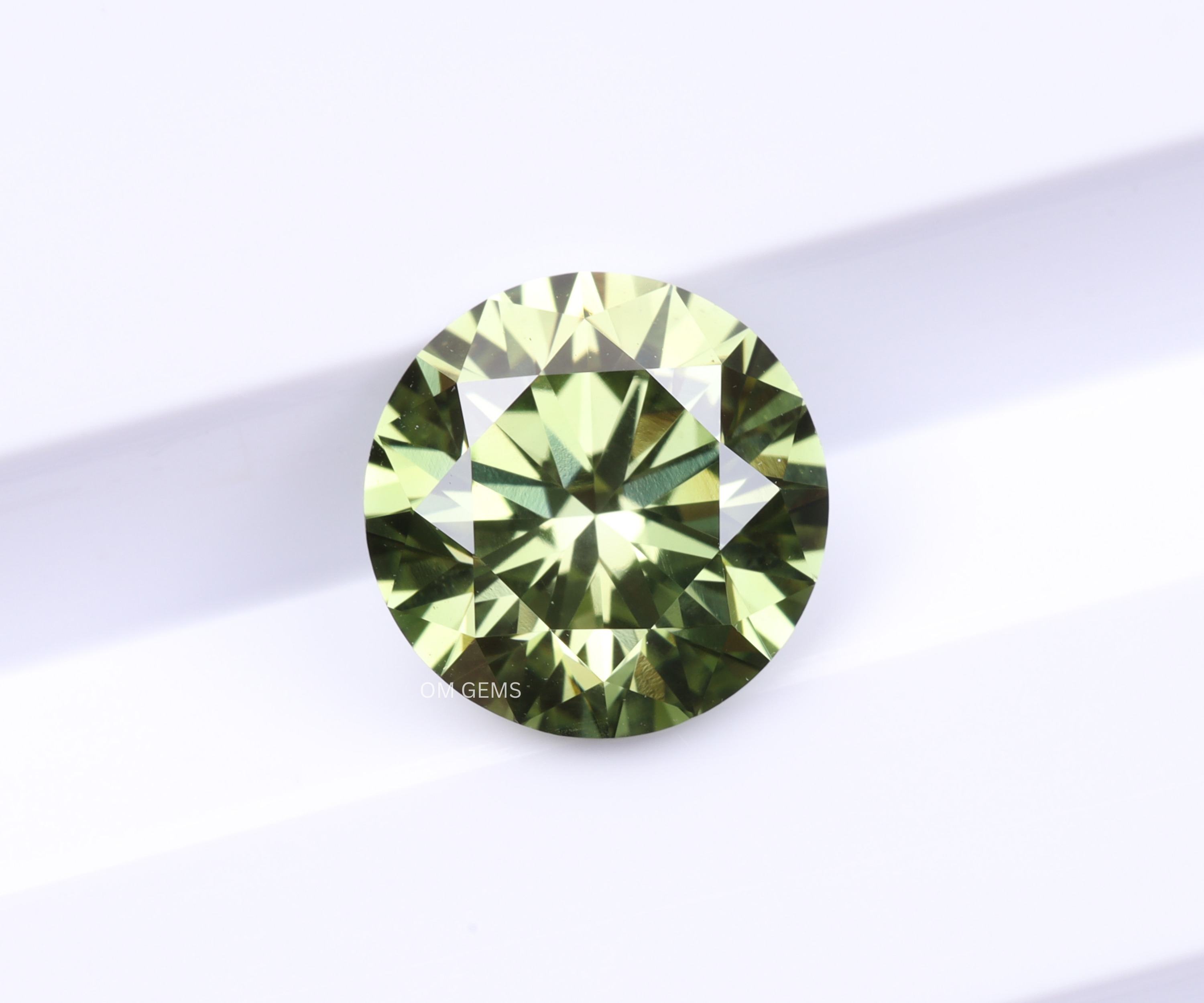1.03 CT Green Round Lab Grown Diamond