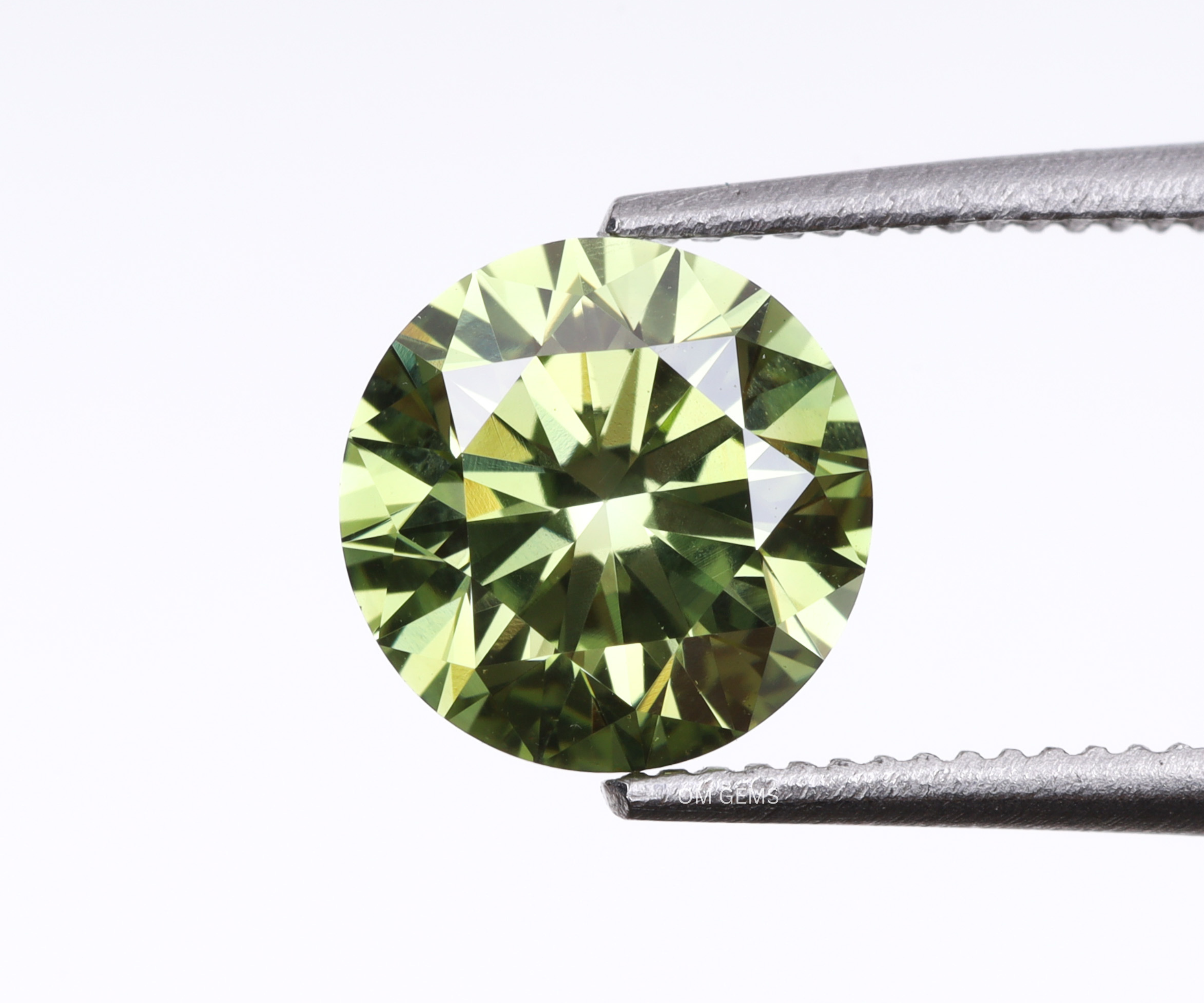 1.03 CT Green Round Lab Grown Diamond With VS/VVS Clarity