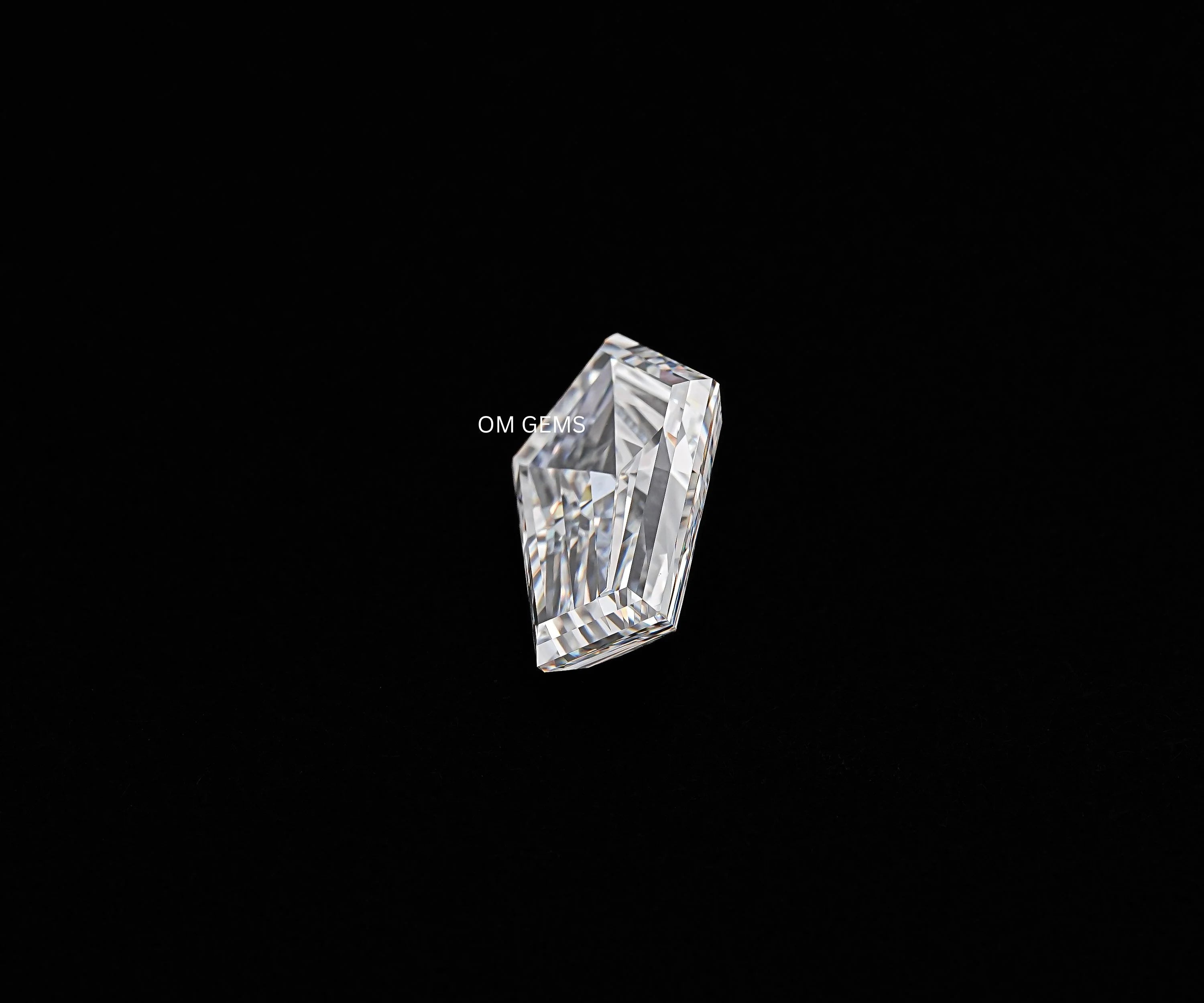 Lab Grown Shield Cut Loose Diamond