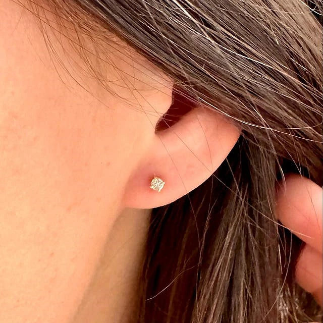 Stud Round Shape Lab-Grown Diamond Anniversary Earrings