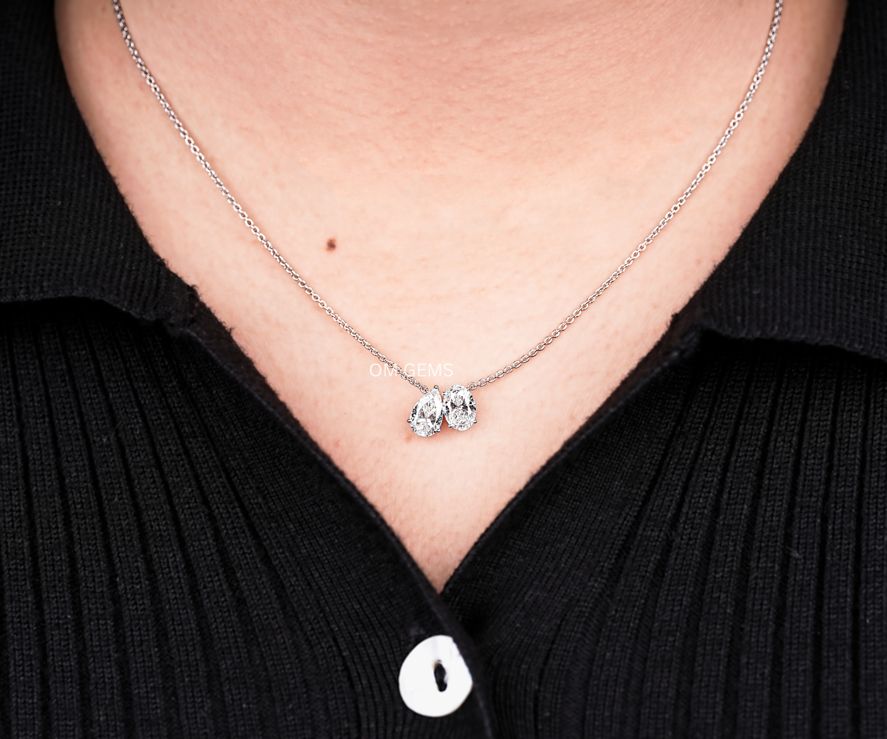 Lab Grown Oval And Pear Diamond Toi Et Moi Pendant