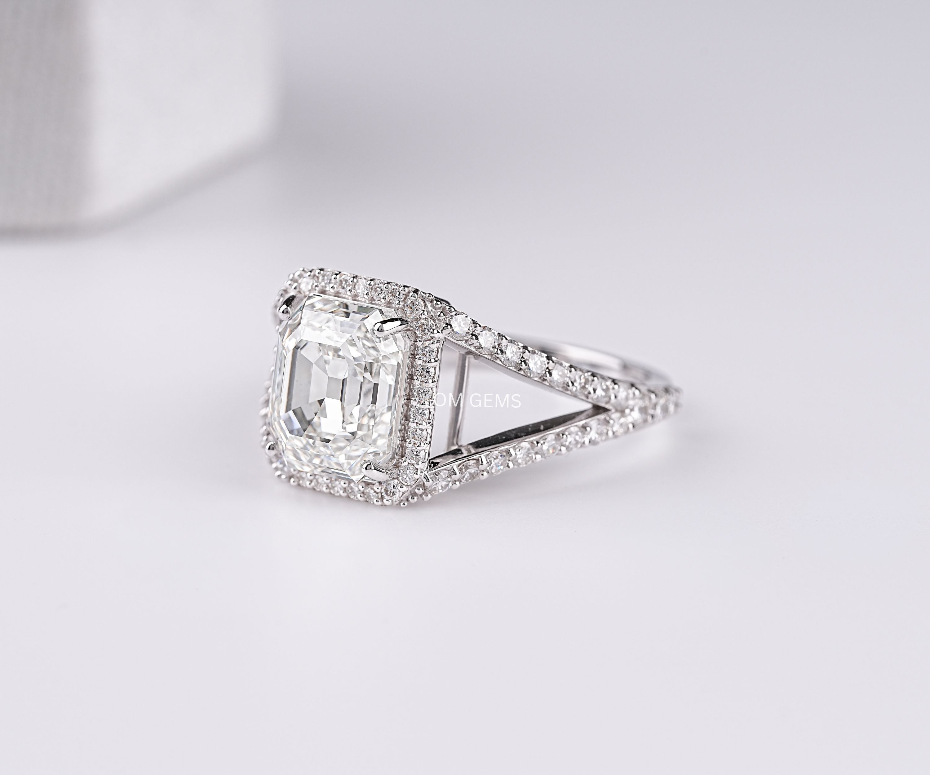 Lab Grown Square Emerald Cut Diamond Split Shank Ring