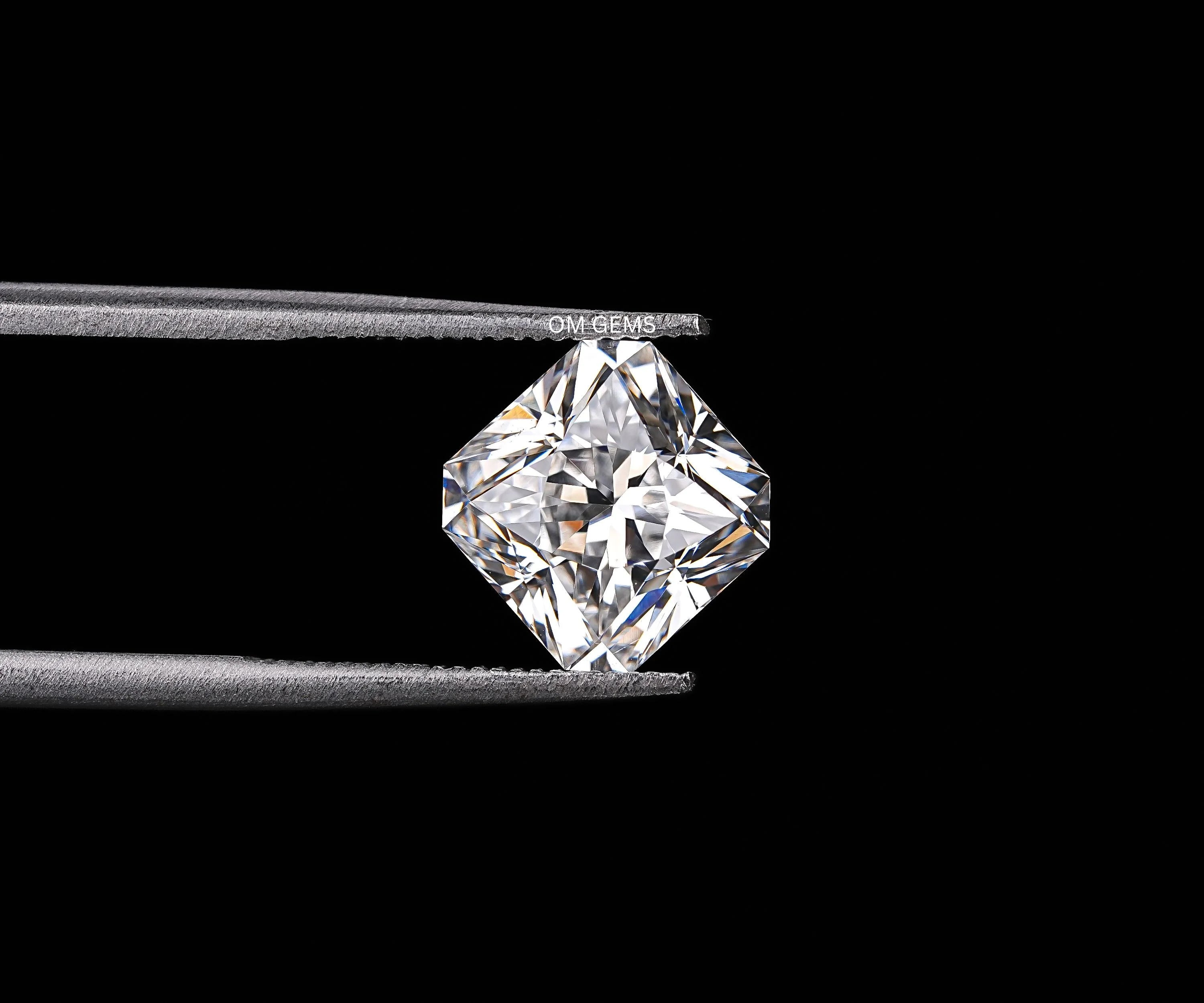 Square Radiant Cut Lab Grown Diamond