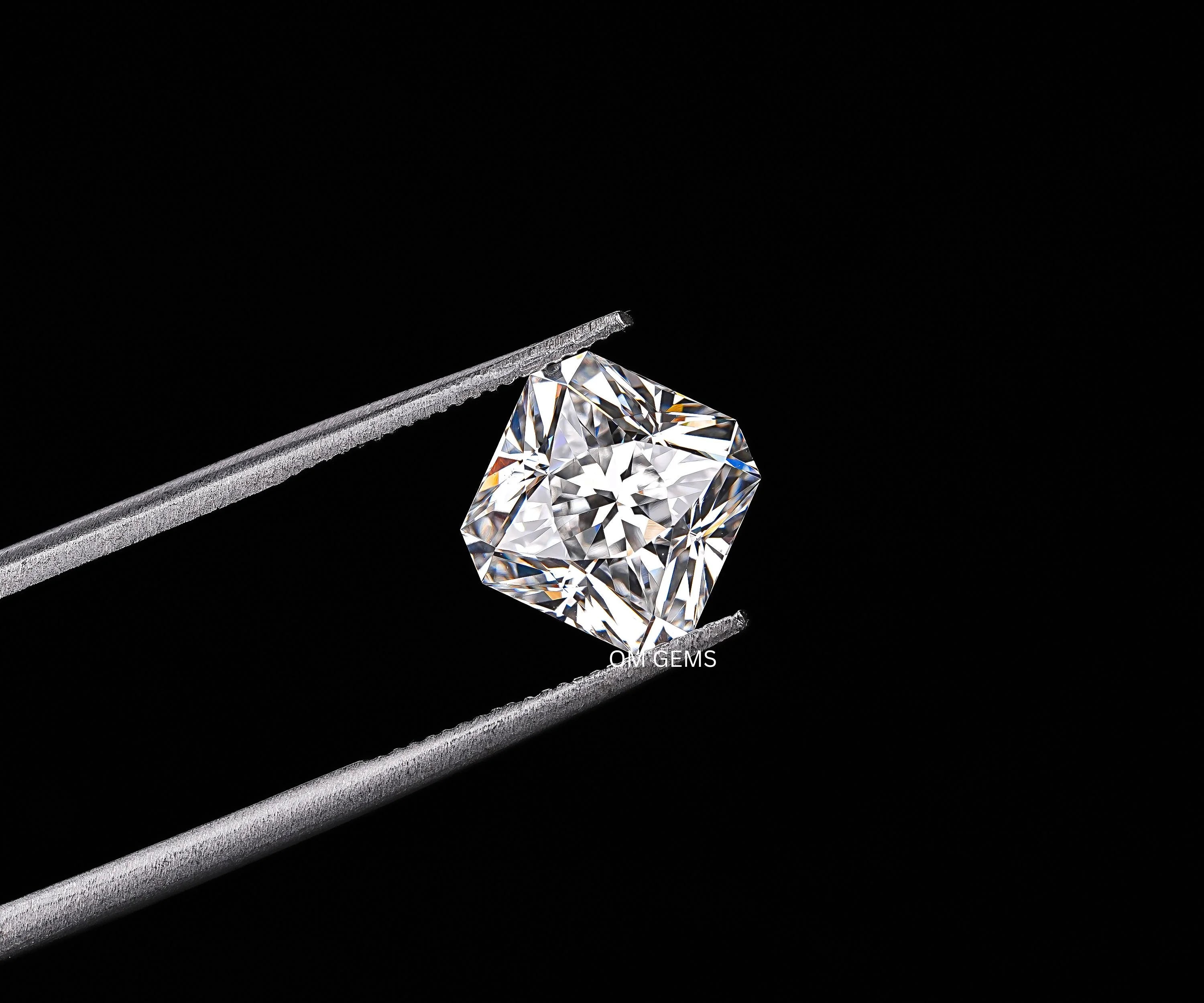 Square Radiant Cut Lab Grown Diamond