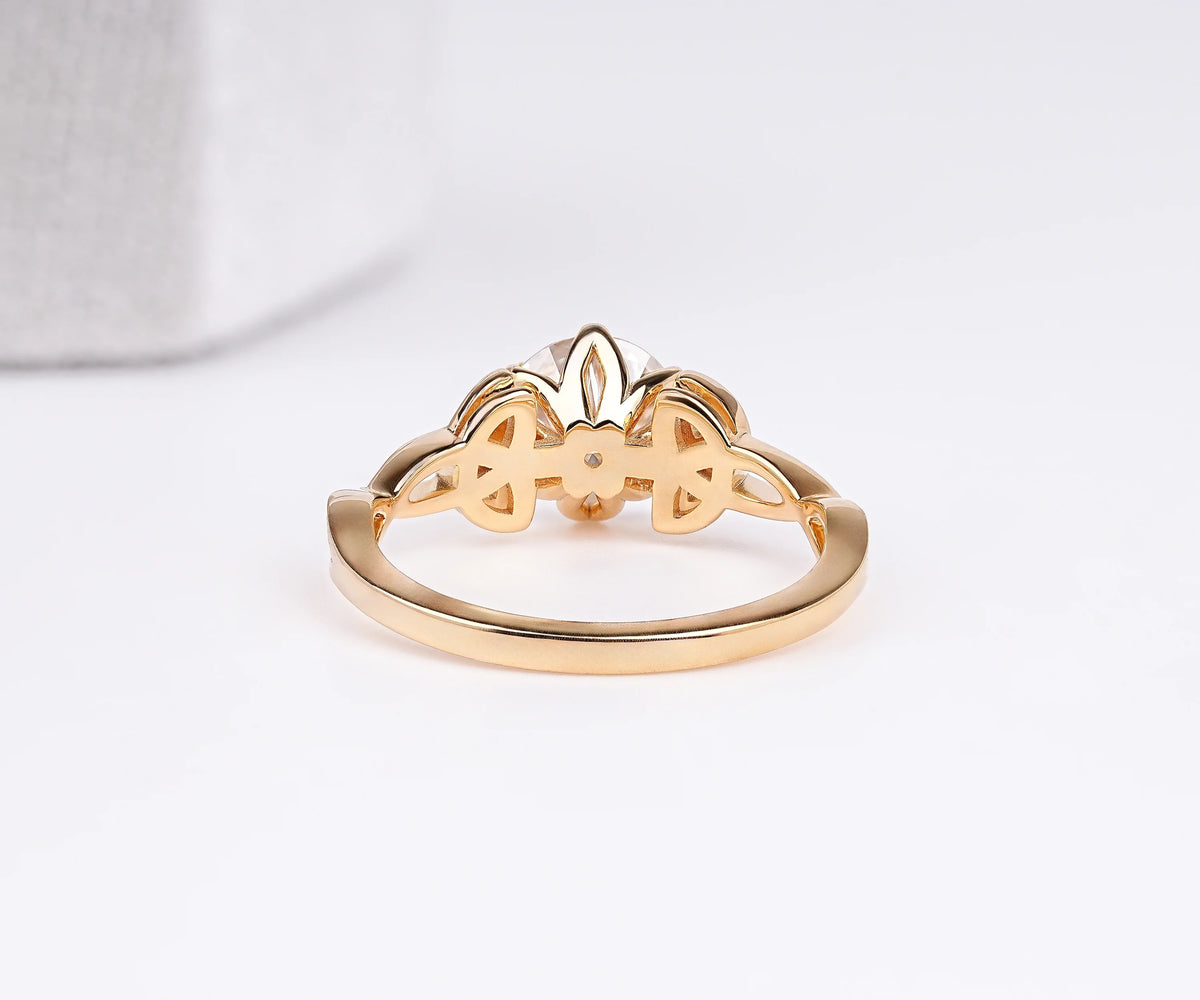 Celtic Knot Solitaire Round Shape Lab Grown Diamond Engagement Ring